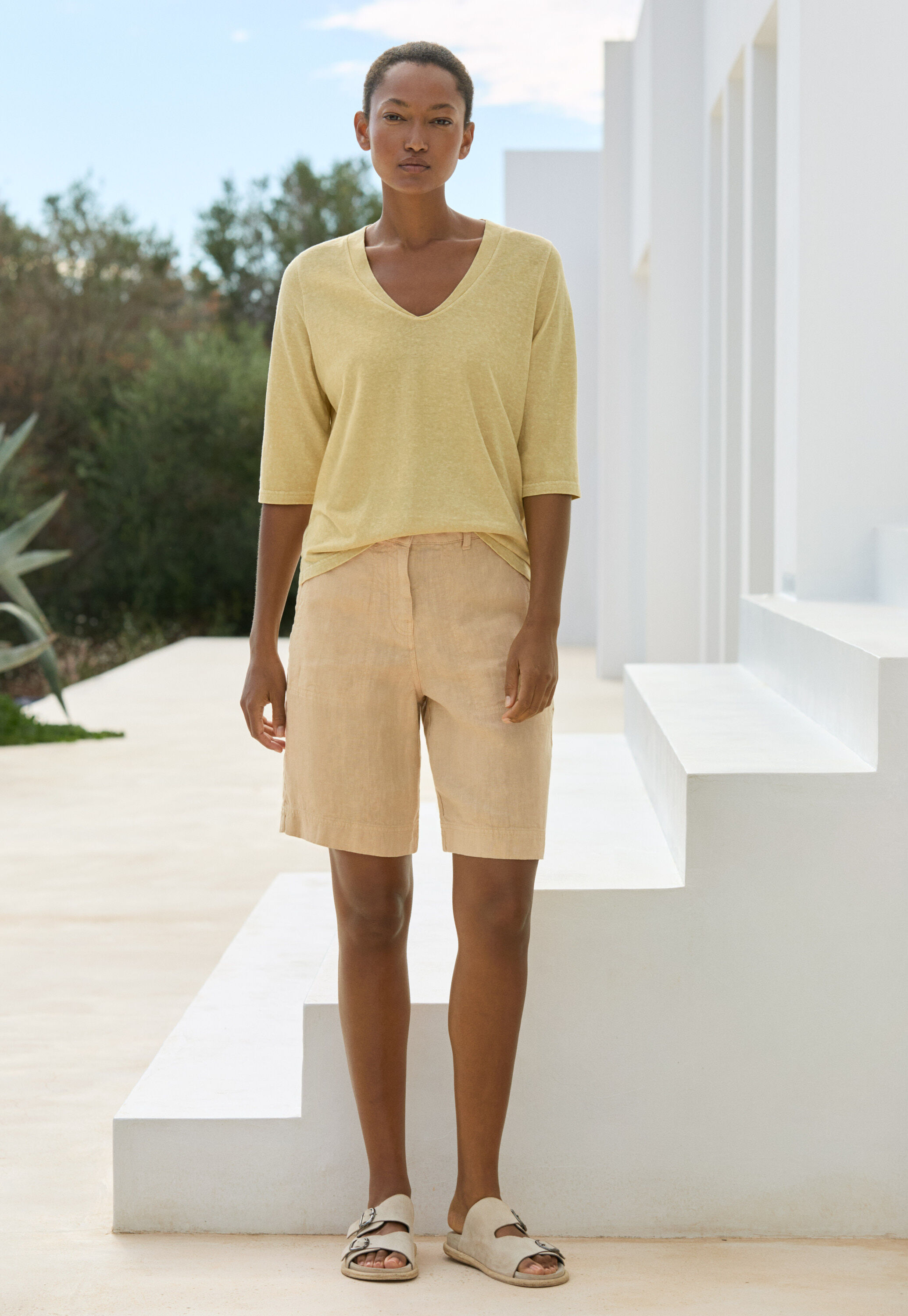 Round-neck top