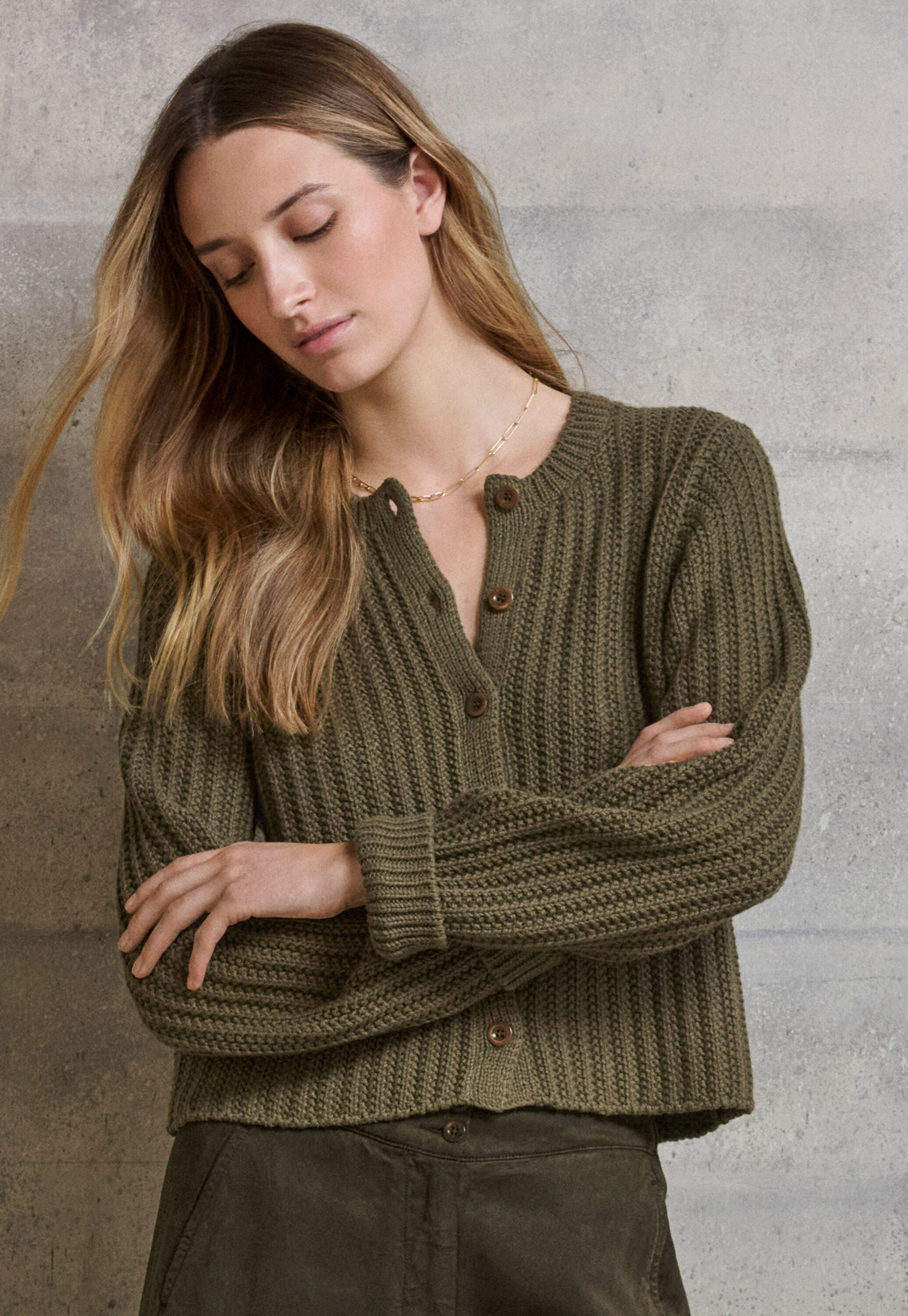 Edge-to-edge cardigan