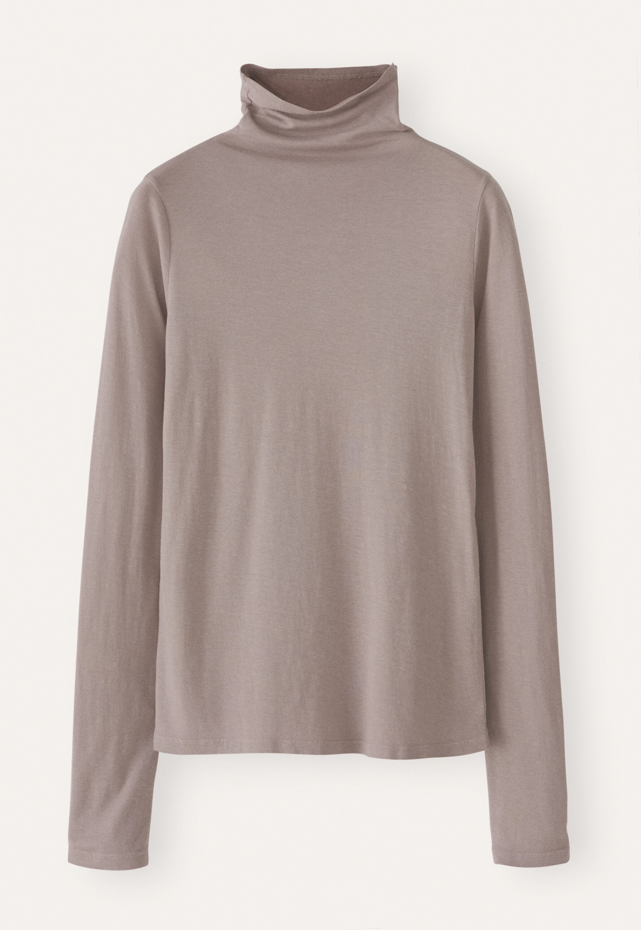 Funnel-neck top