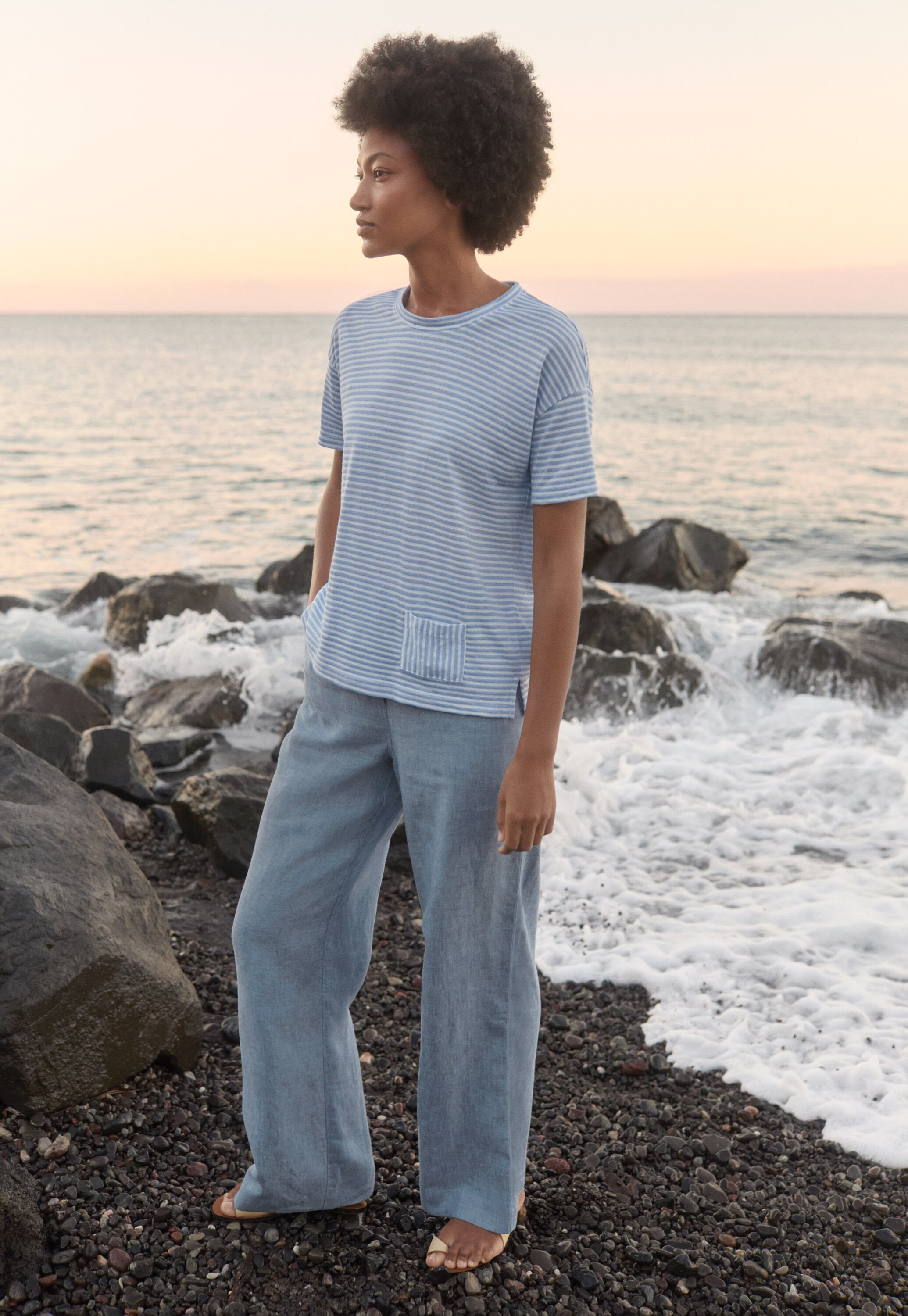 Relaxed straight-leg trousers