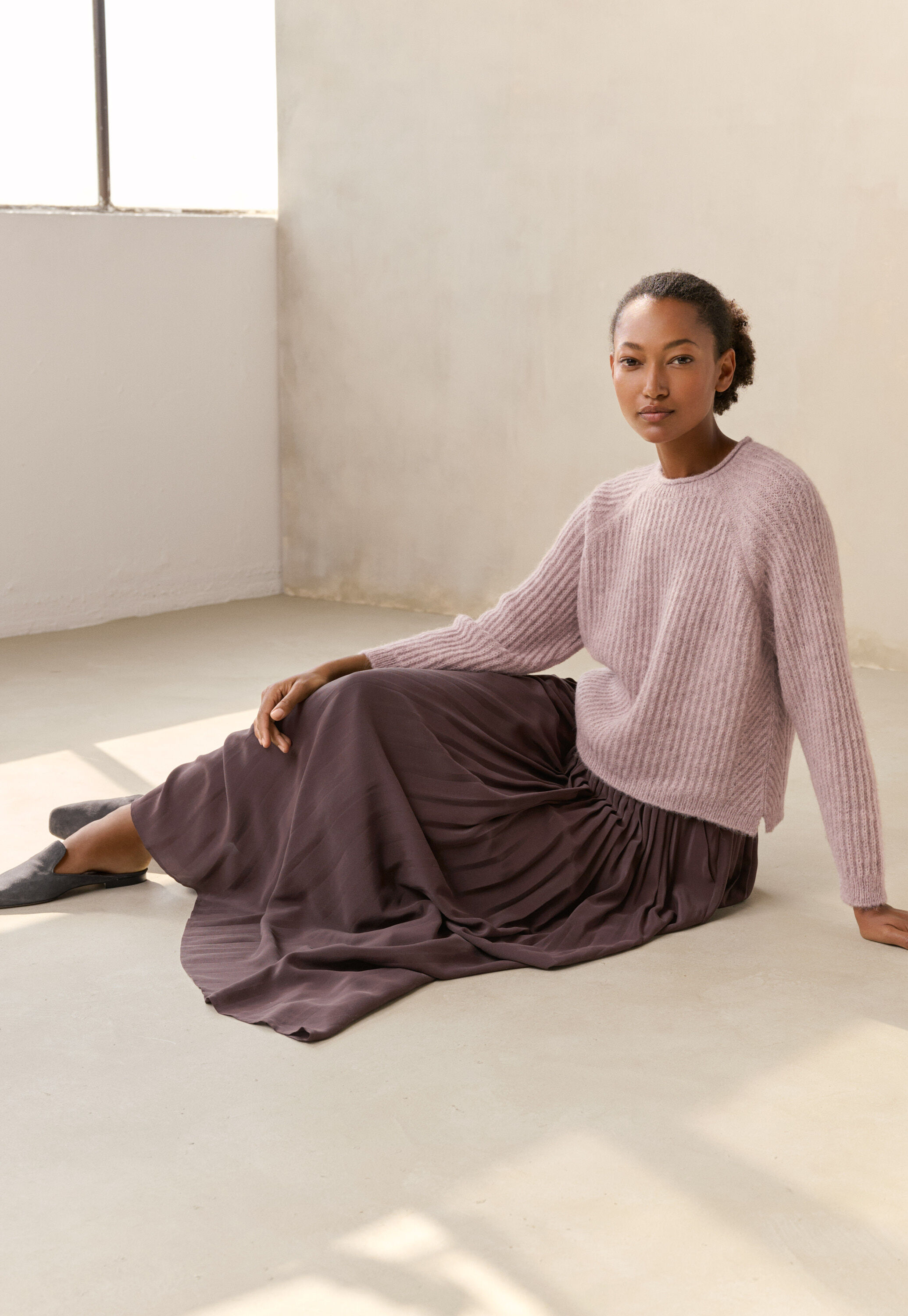 Long pleated skirt