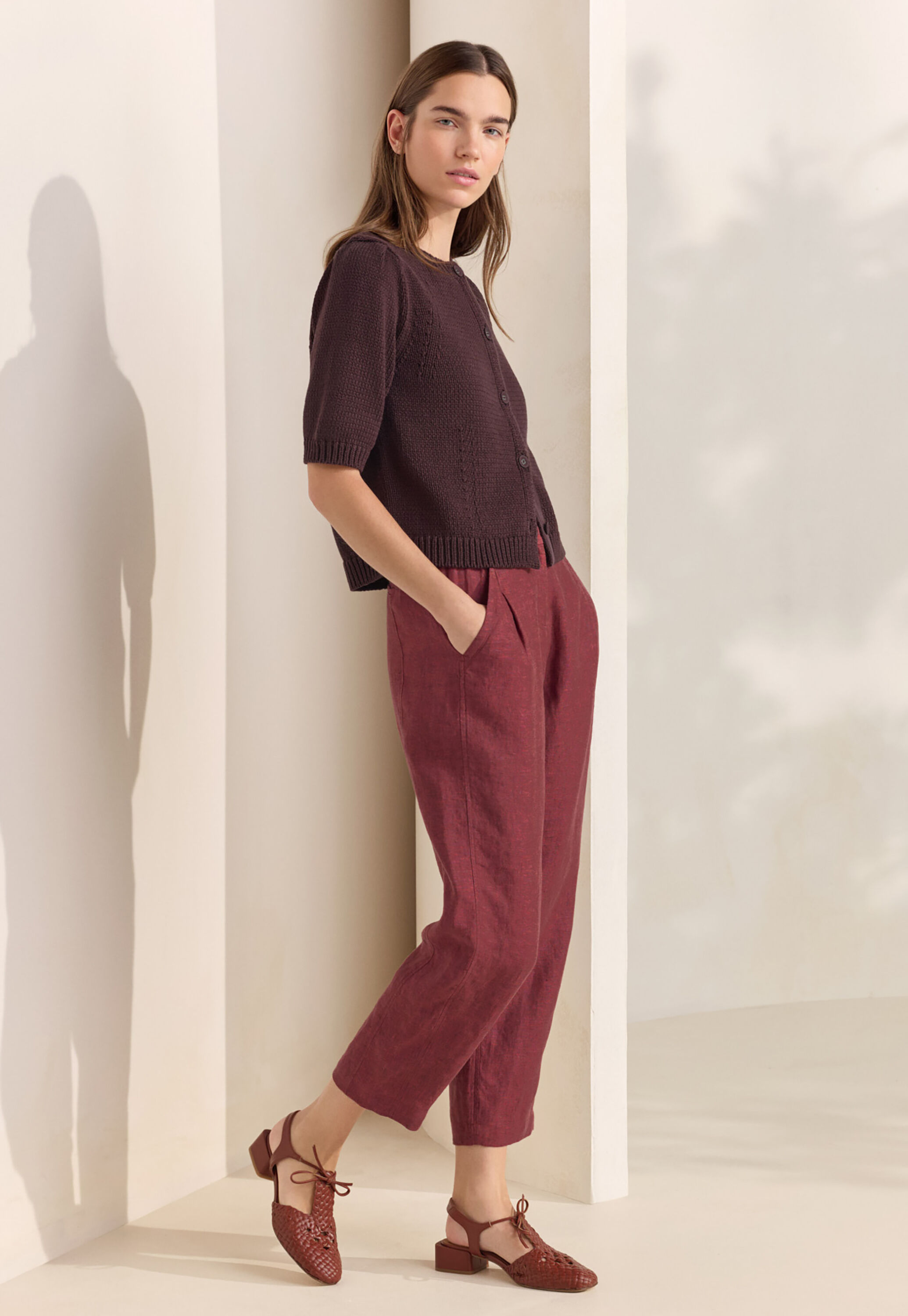 Short-sleeve cardigan