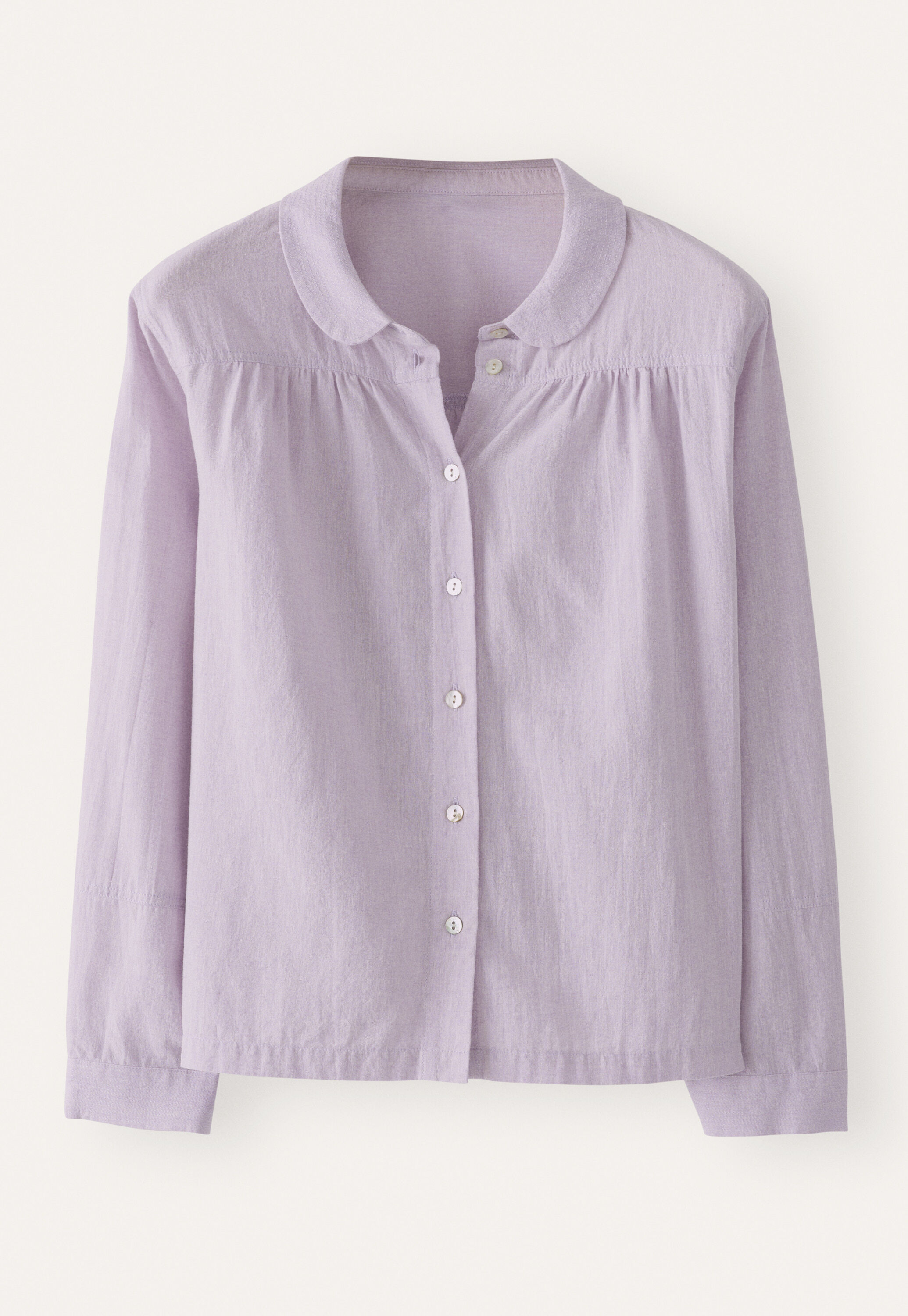 Round-collar shirt