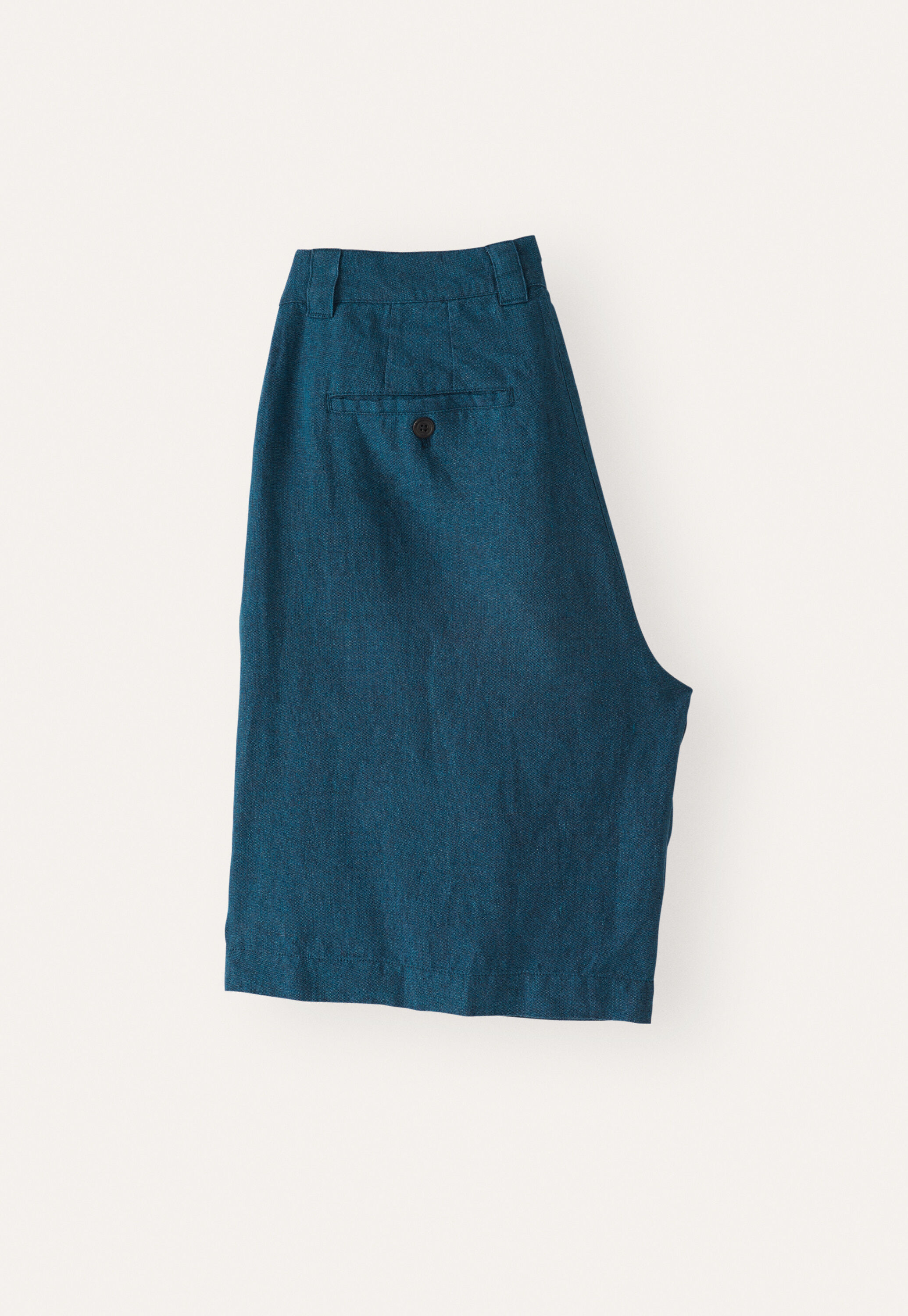 Pleat-front shorts