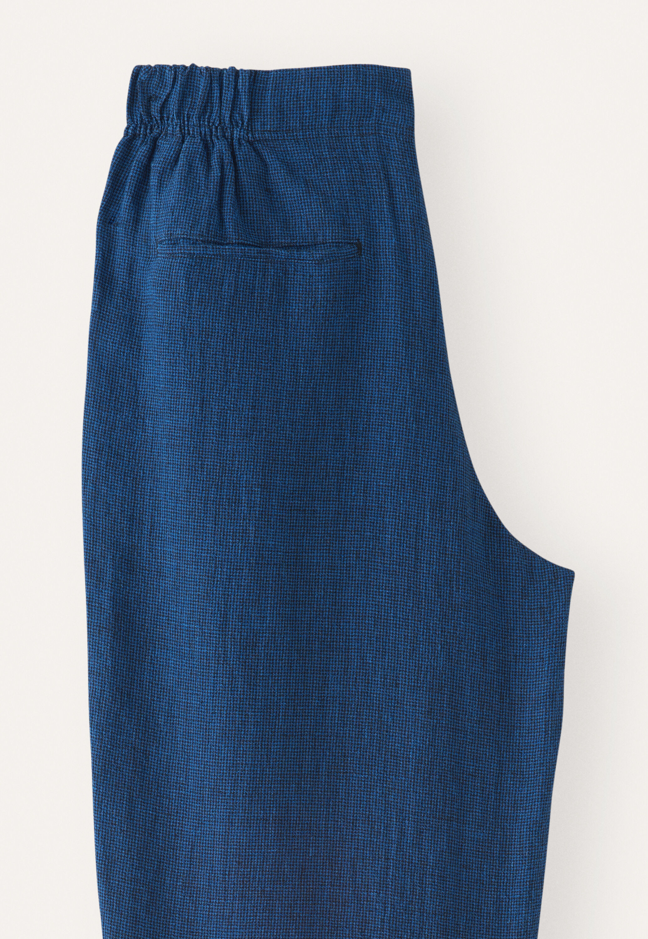 Tapered trousers