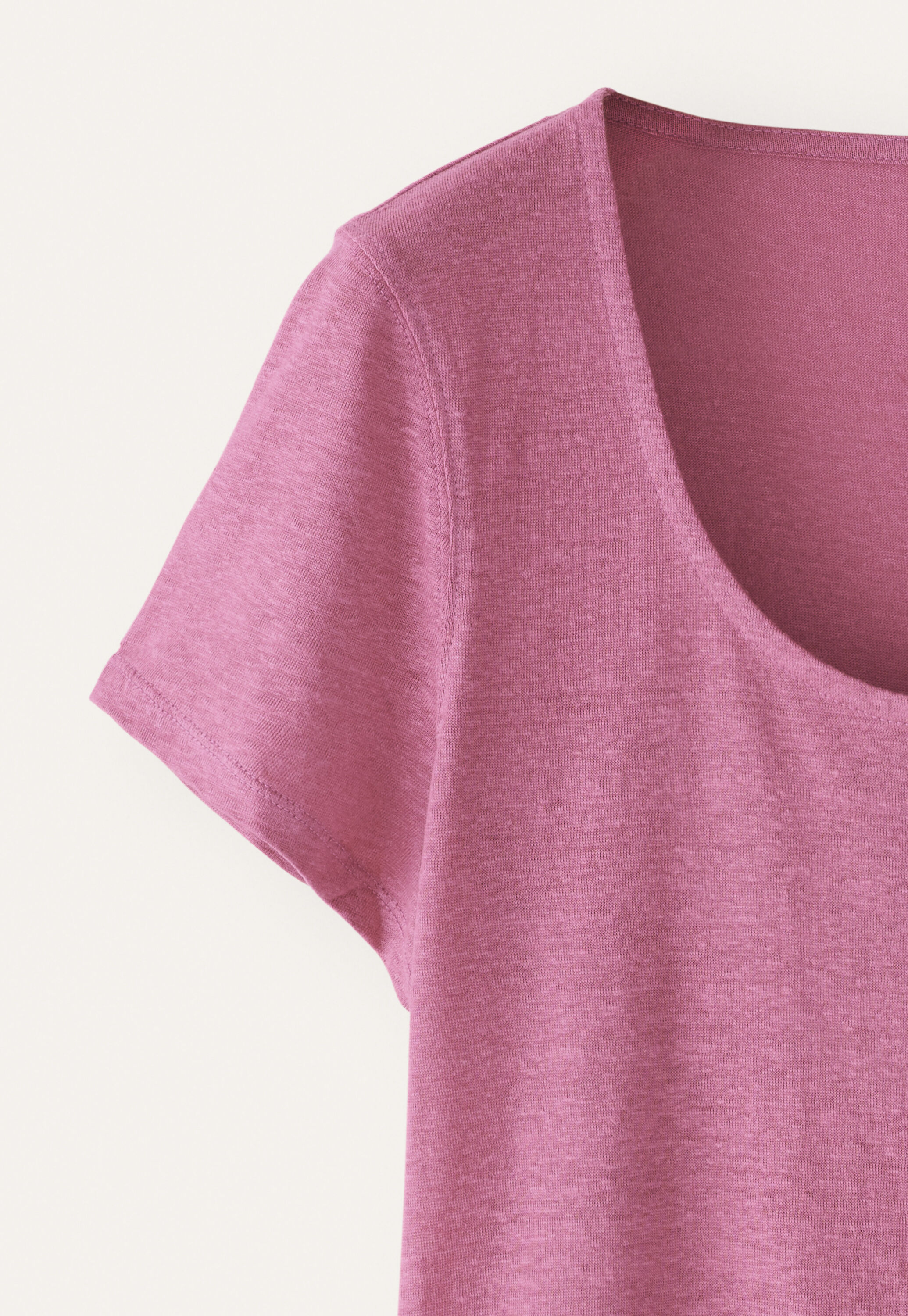 Scoop-neck top