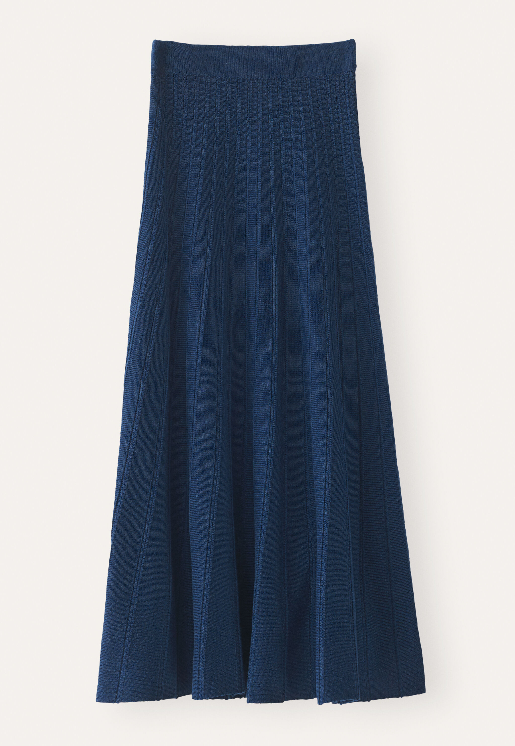 Long knitted skirt
