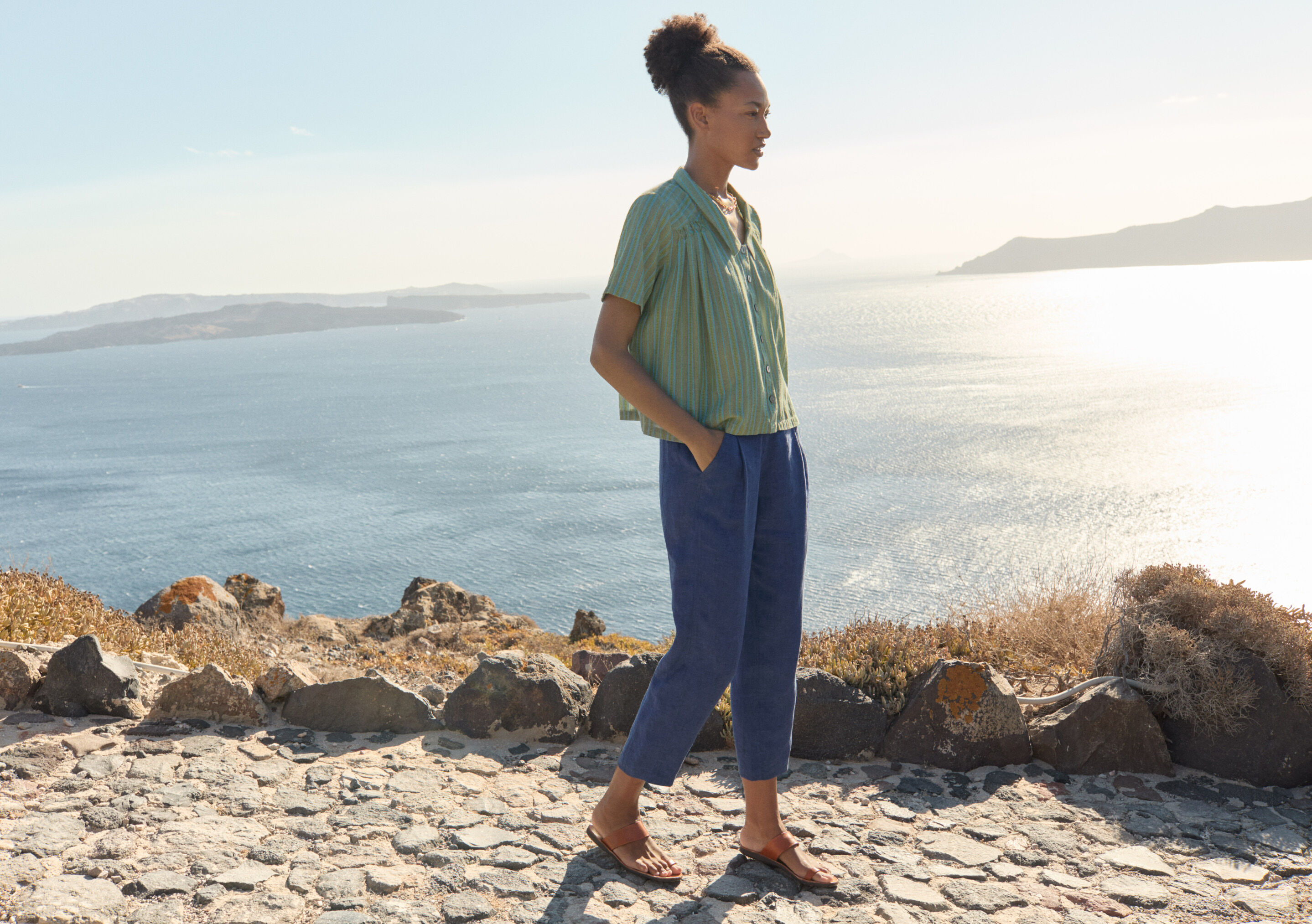 Cropped tapered trousers