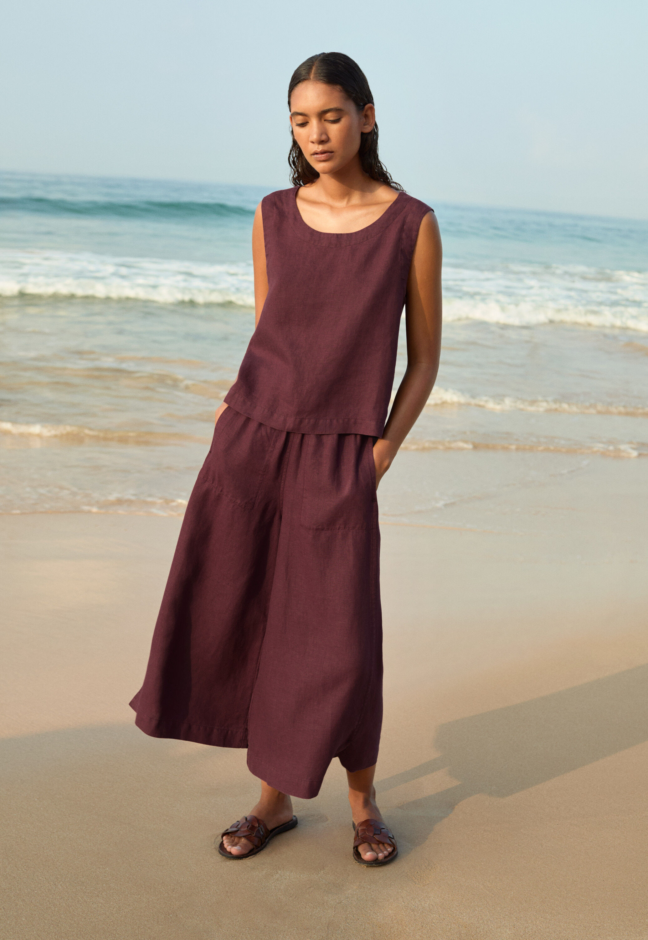 Button-back sleeveless top