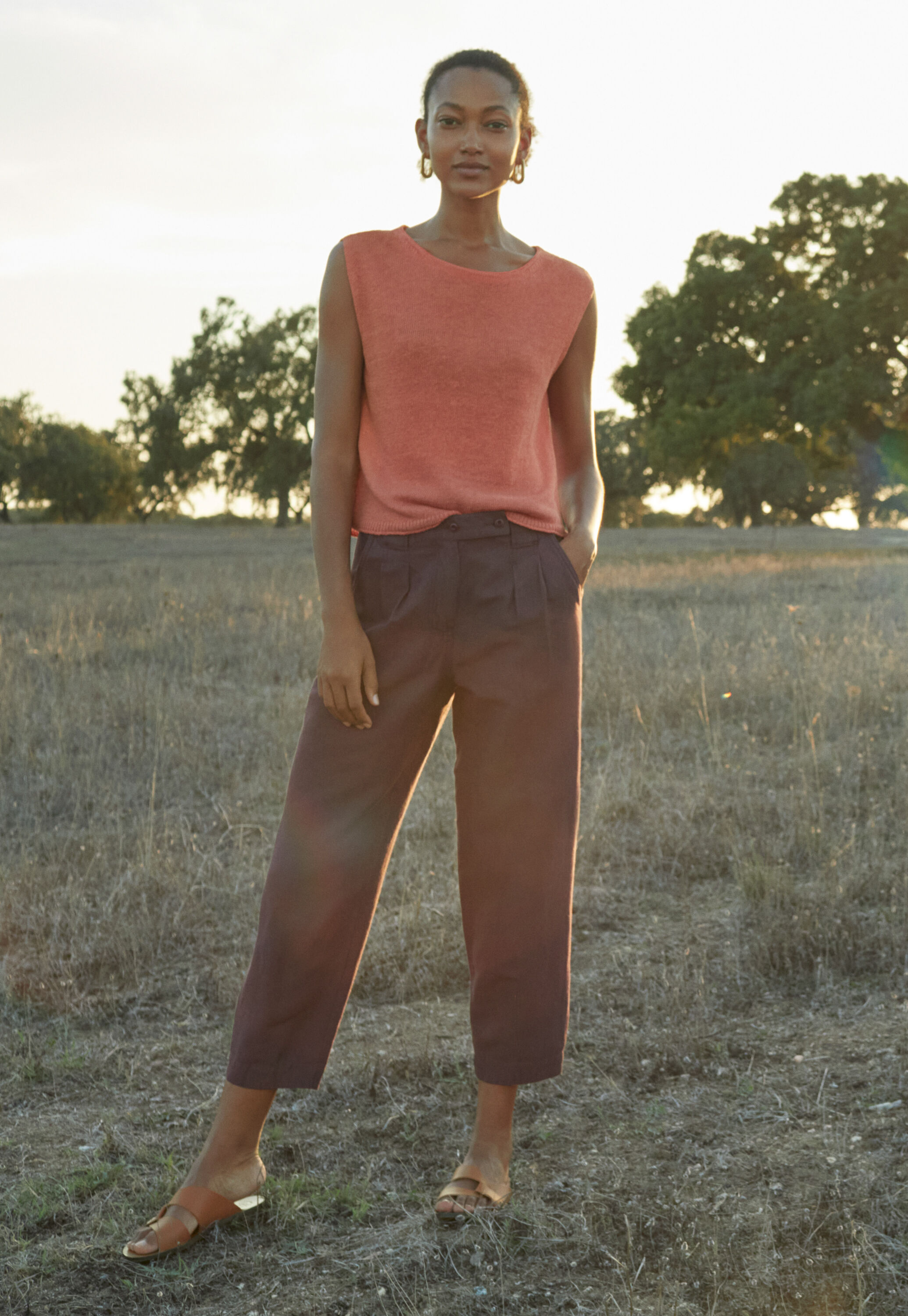 Tapered cropped trousers