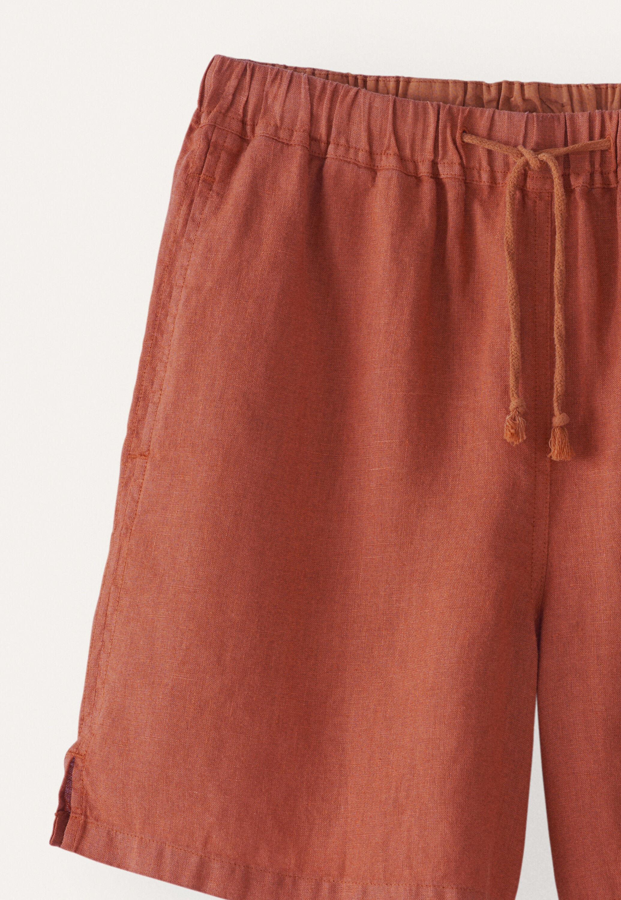 Pull-on shorts