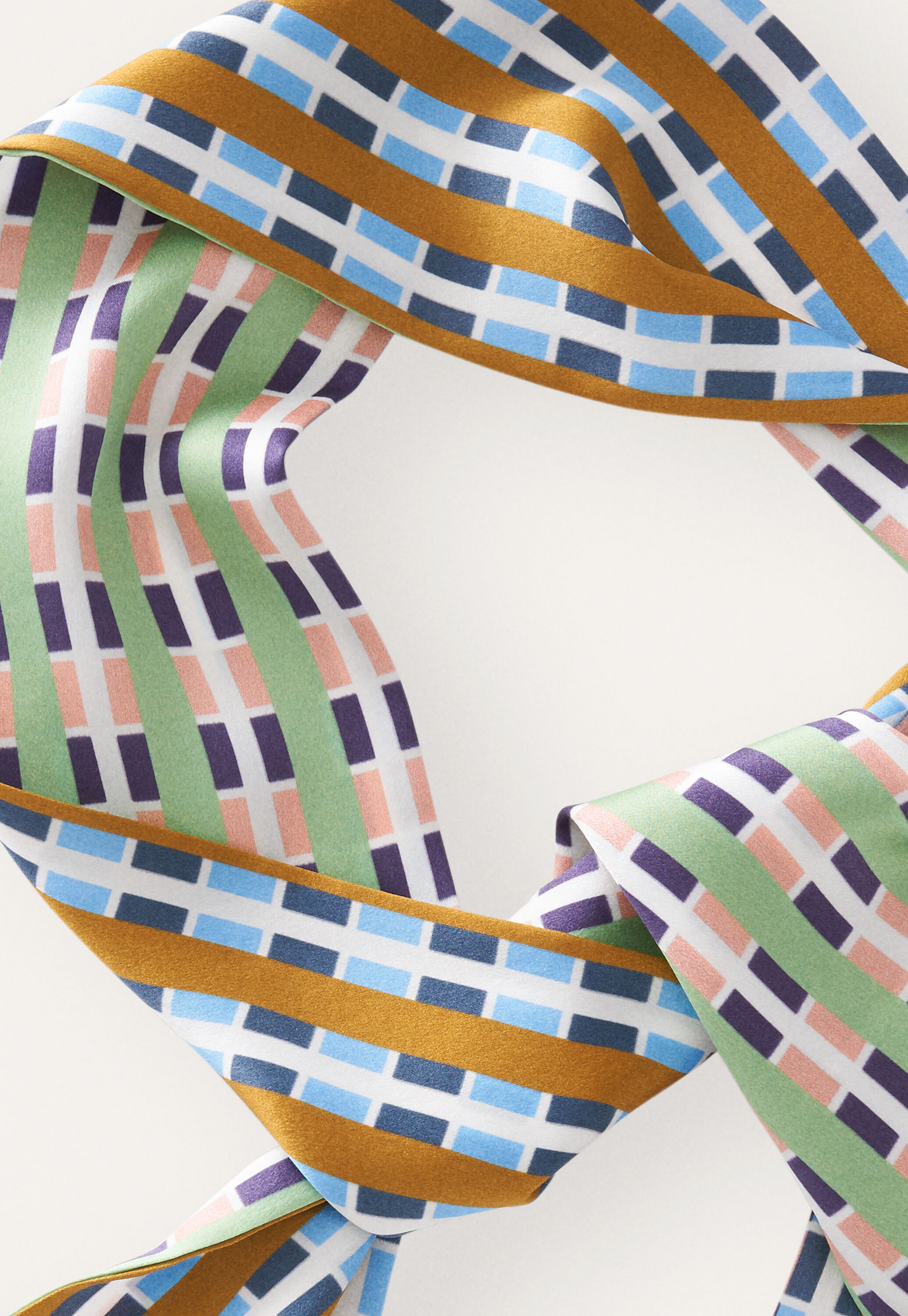 Printed slim scarf