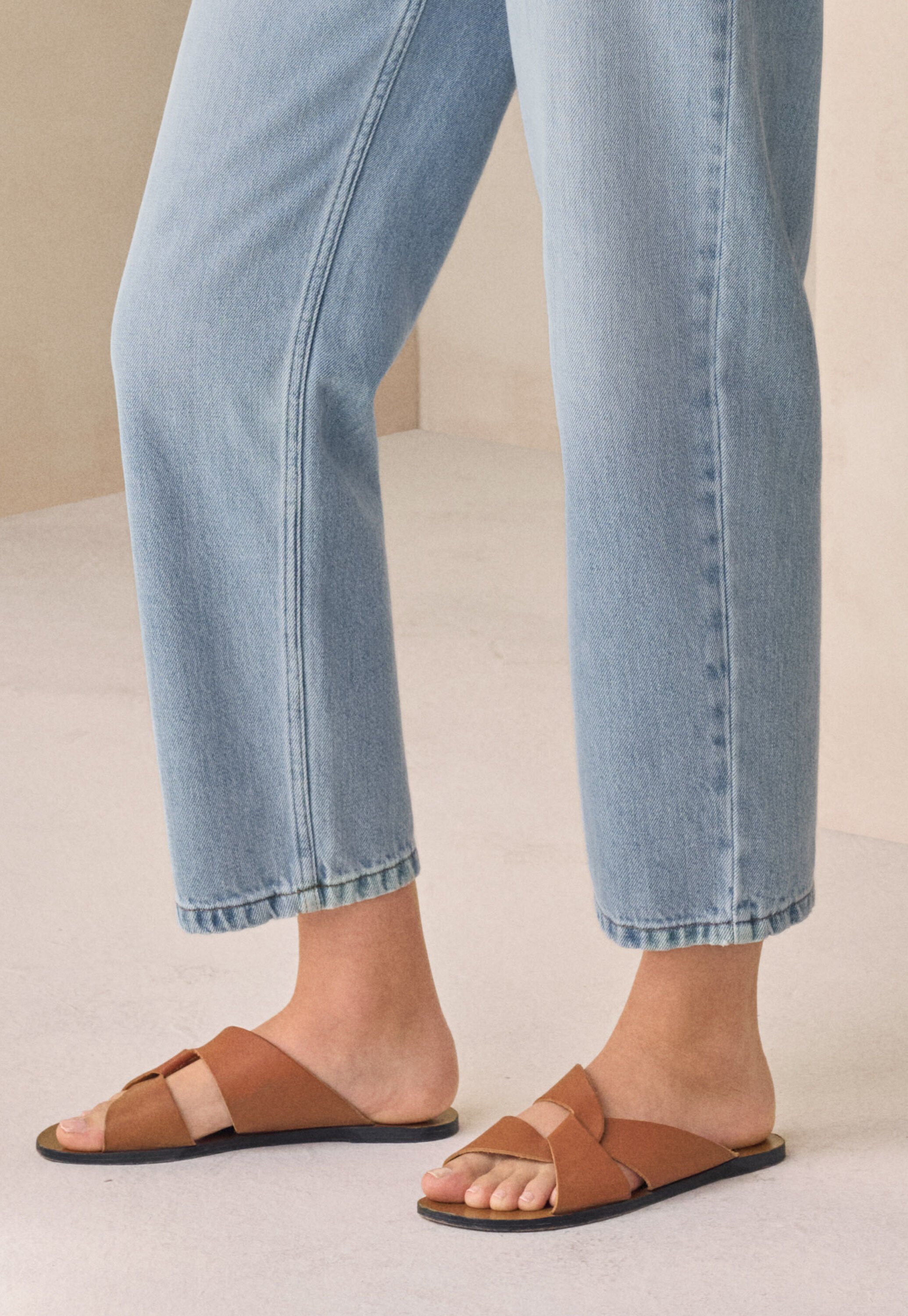 Link-front sandals, Brandy, large