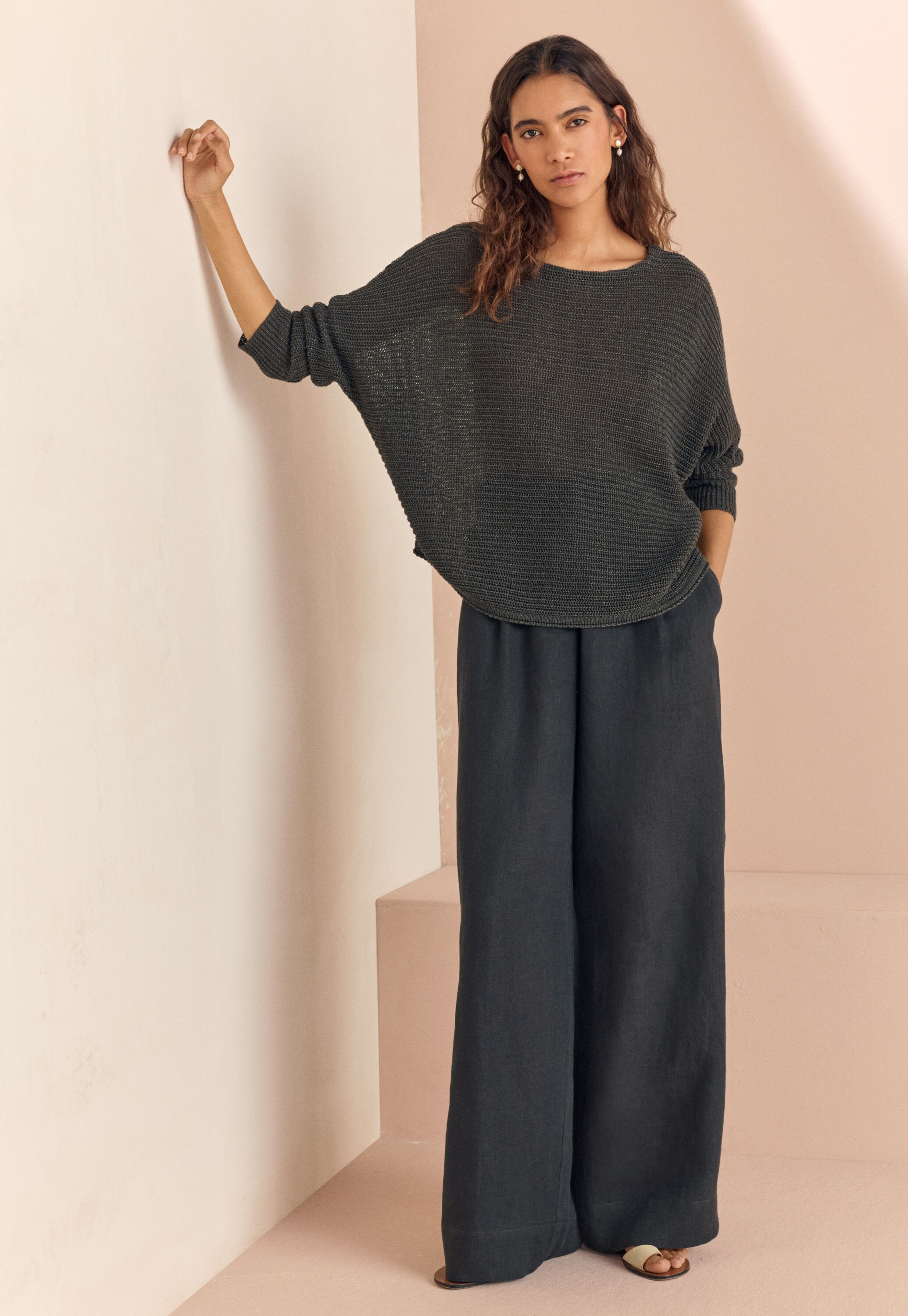 Wide-leg trousers