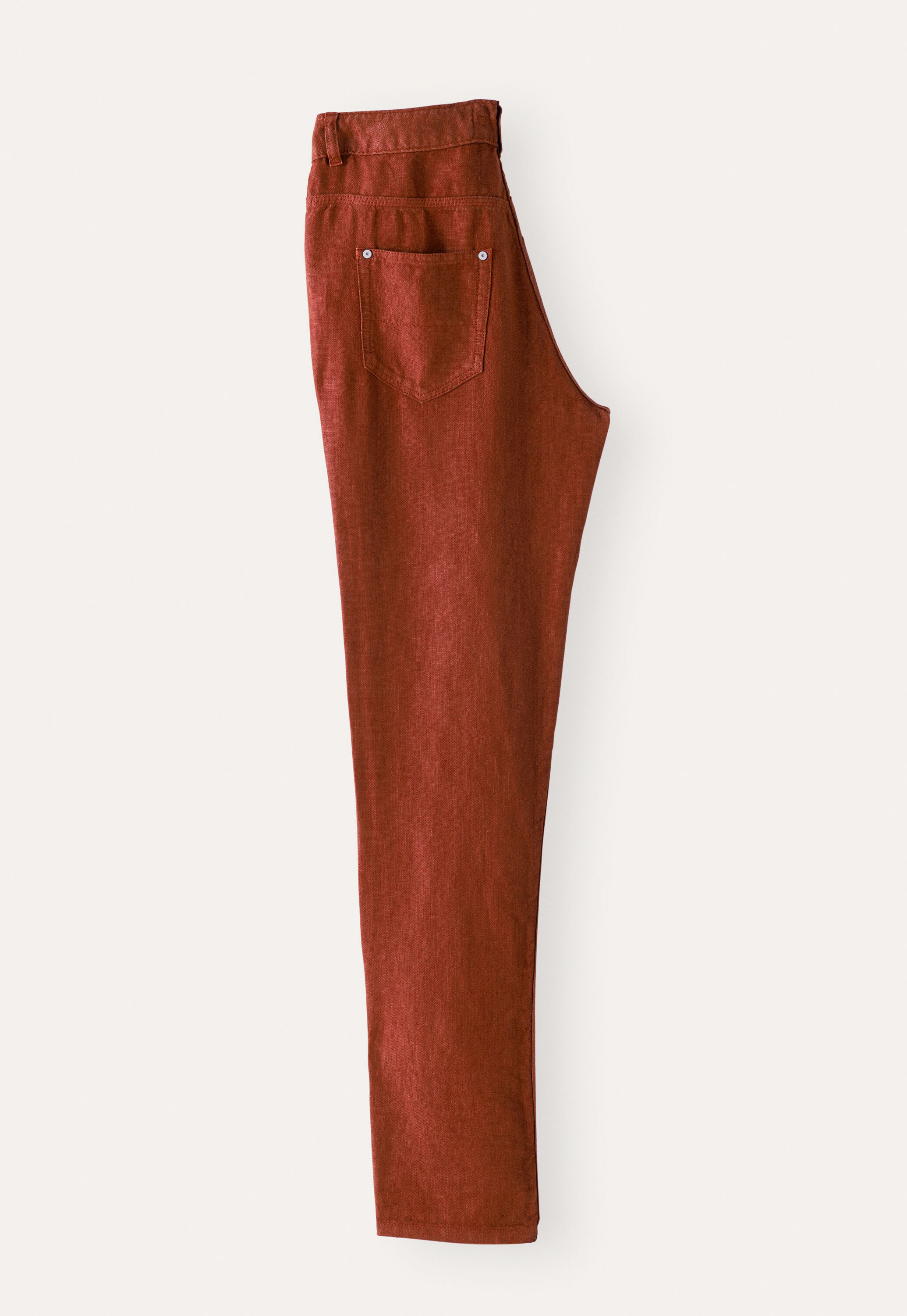 Straight-leg jeans
