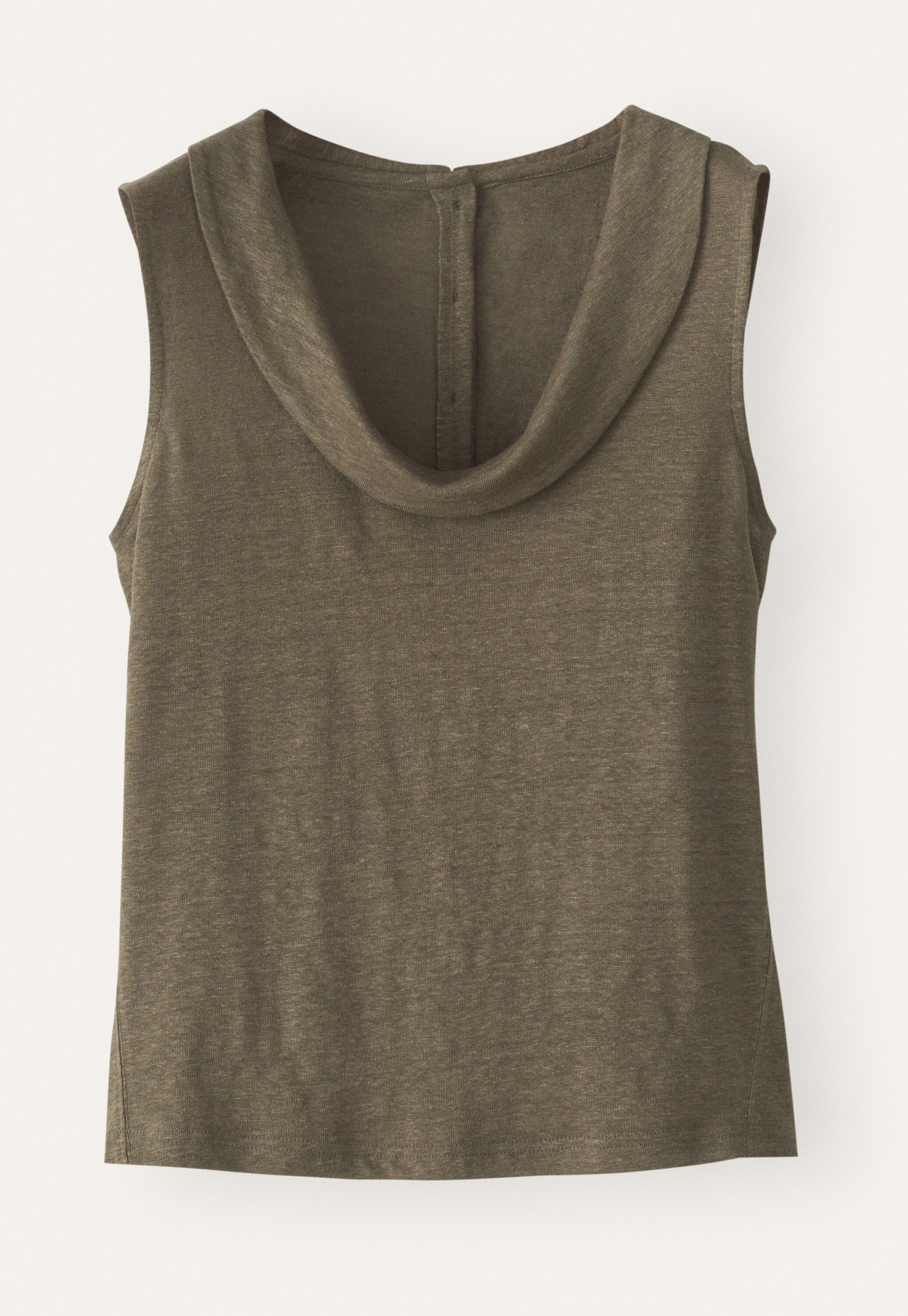 Folded-collar sleeveless top