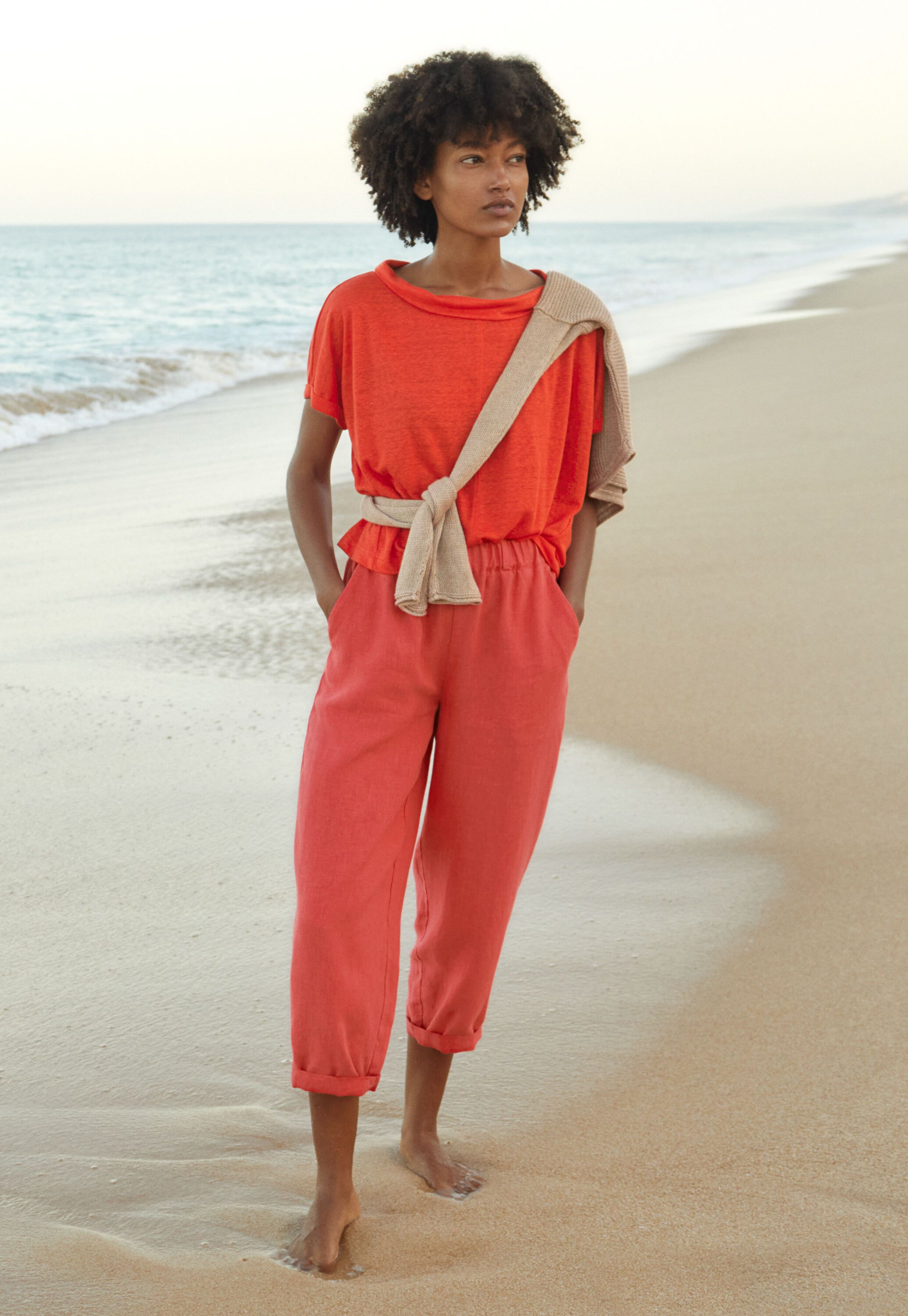 Turned-over neck top