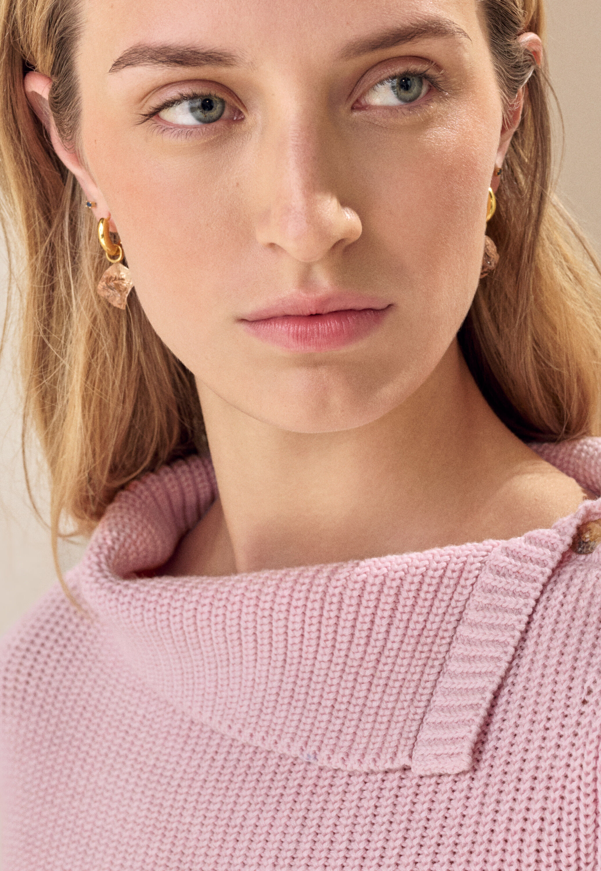 Champagne stone earrings