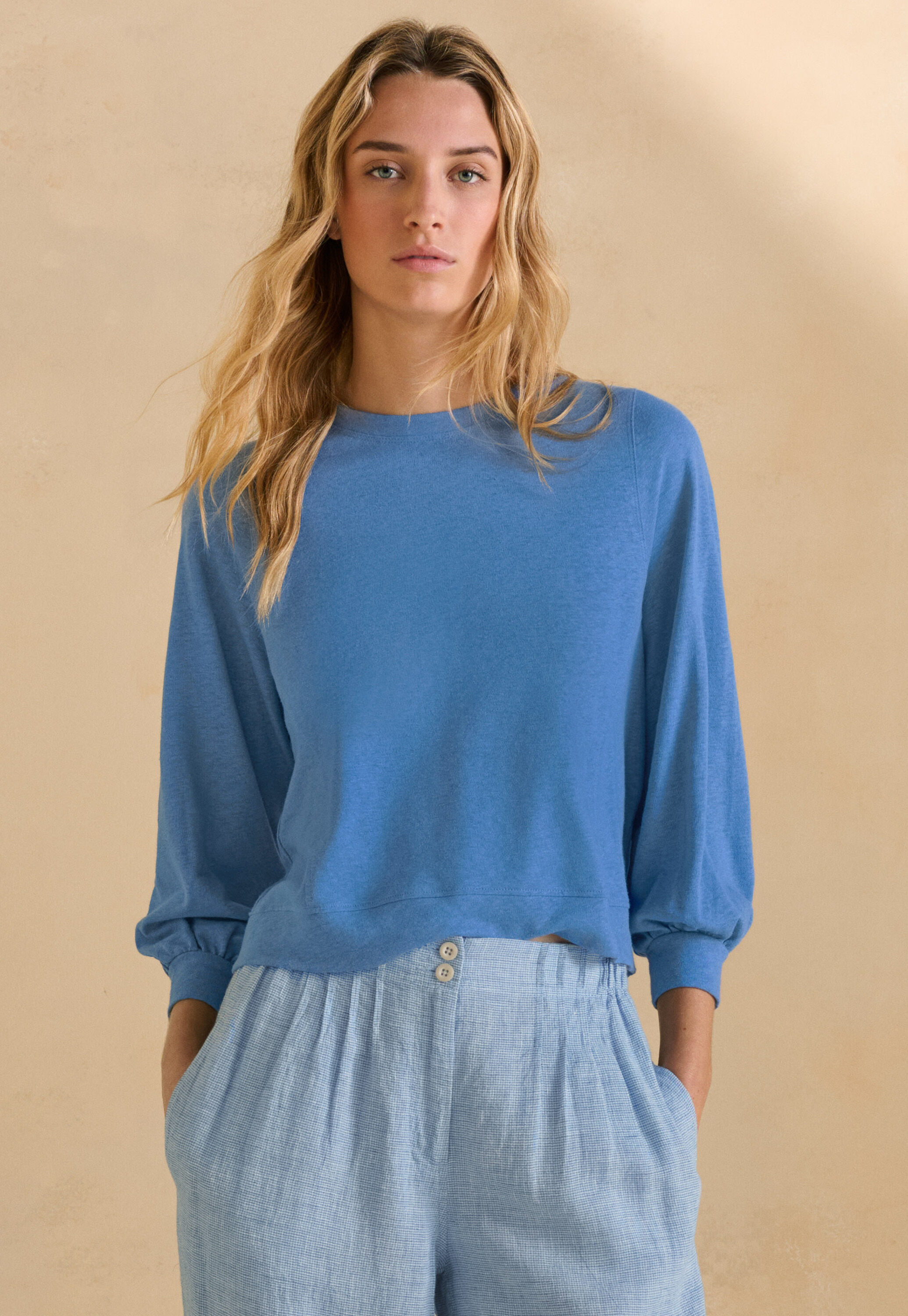 Long-sleeve jersey top