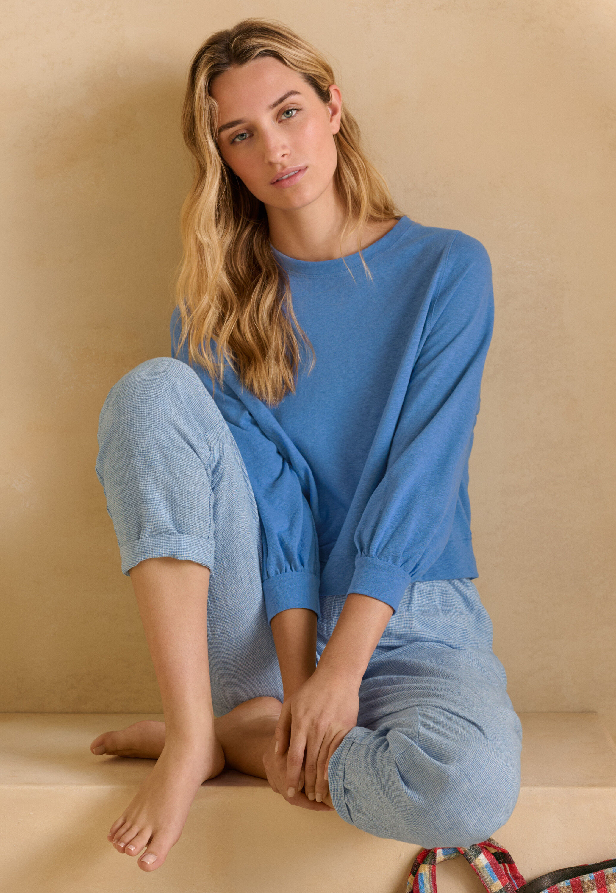 Long-sleeve jersey top