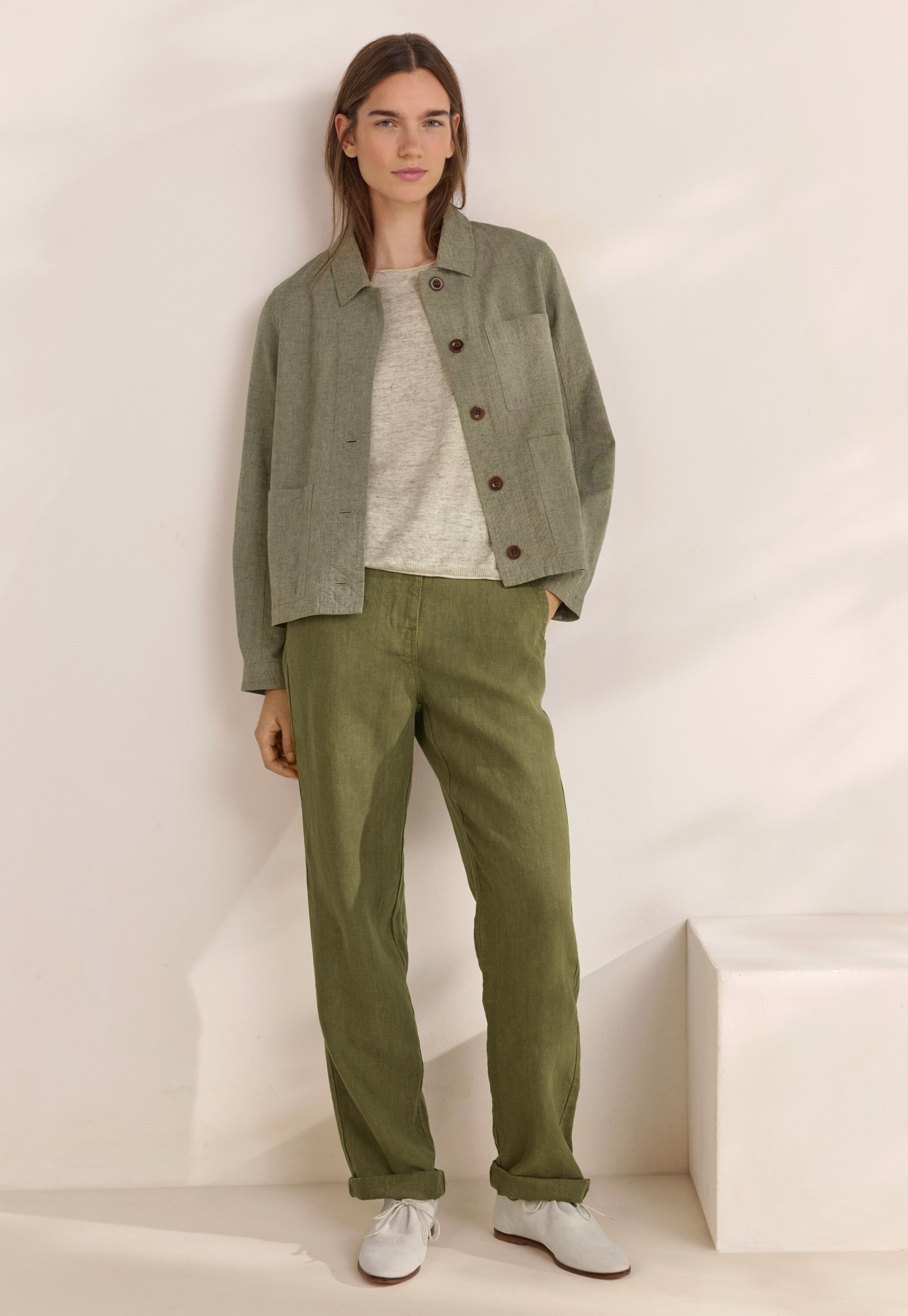 Slim-leg jeans