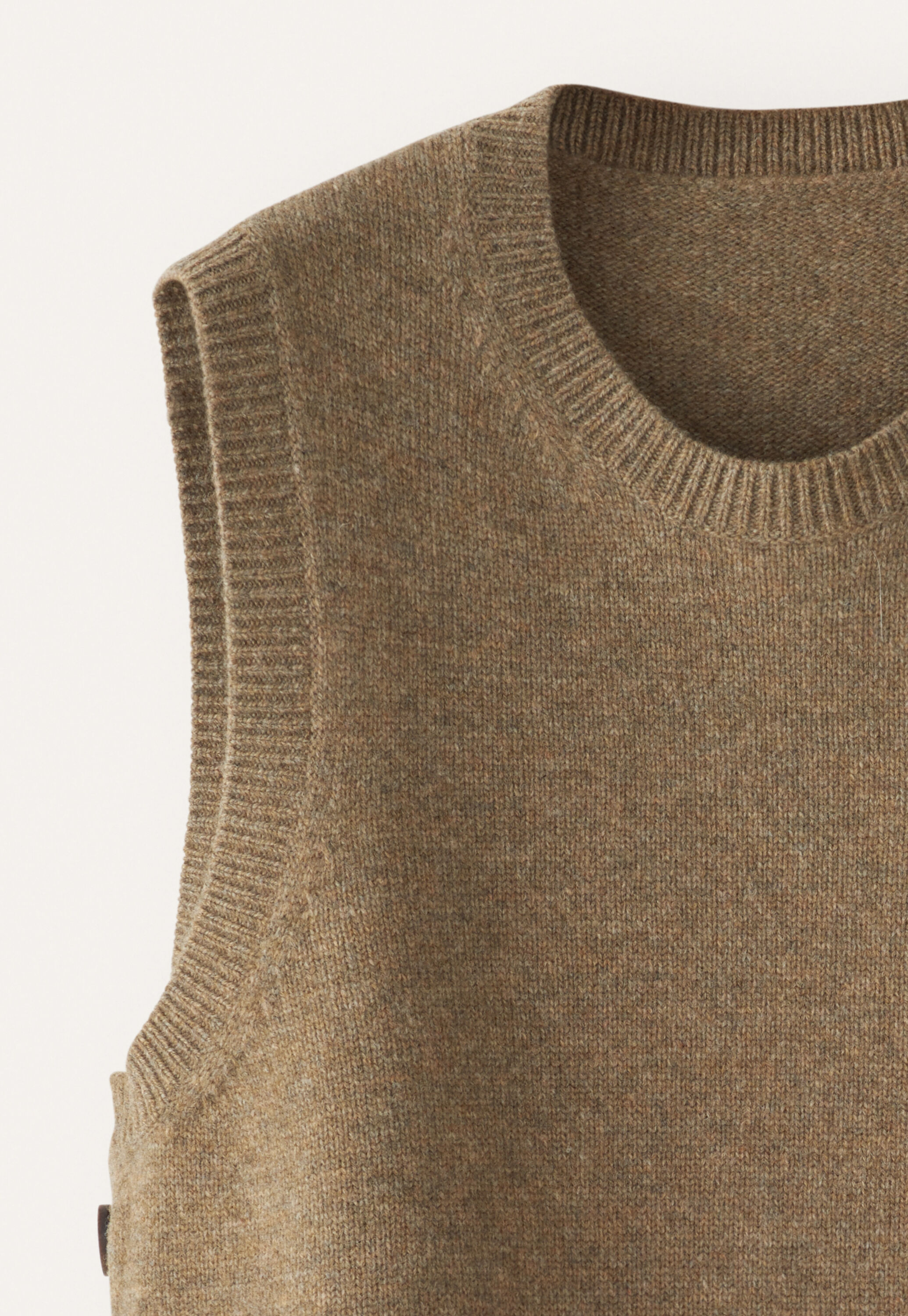 Sleeveless sweater