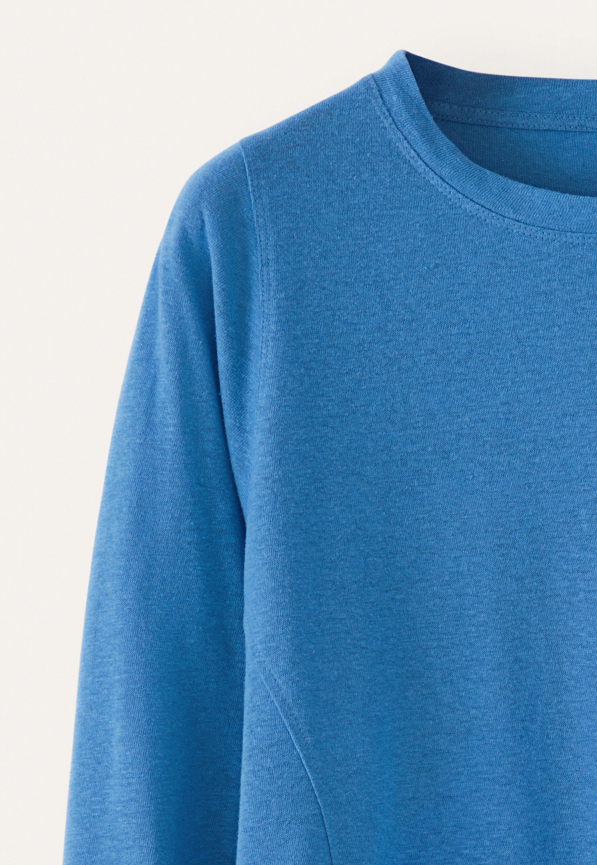 Long-sleeve jersey top