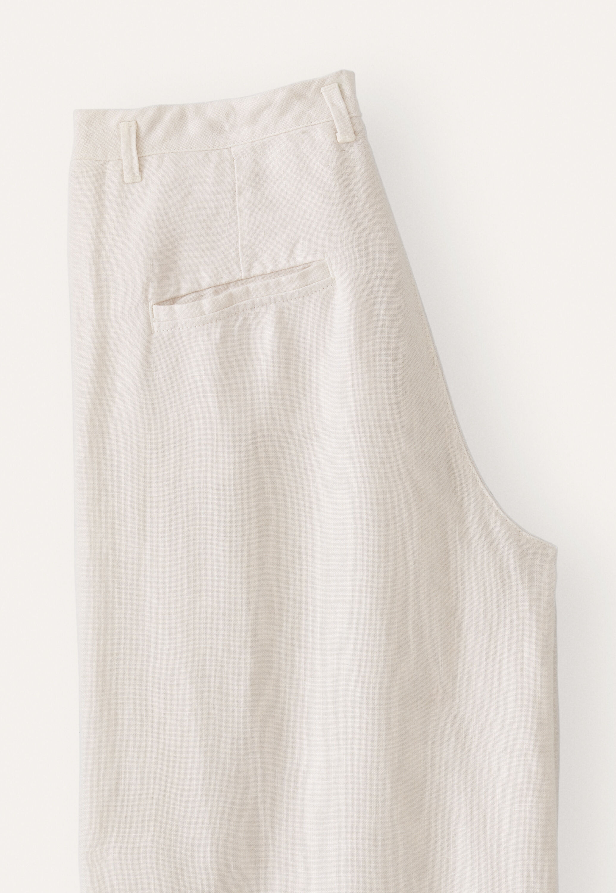 Wide-leg trousers