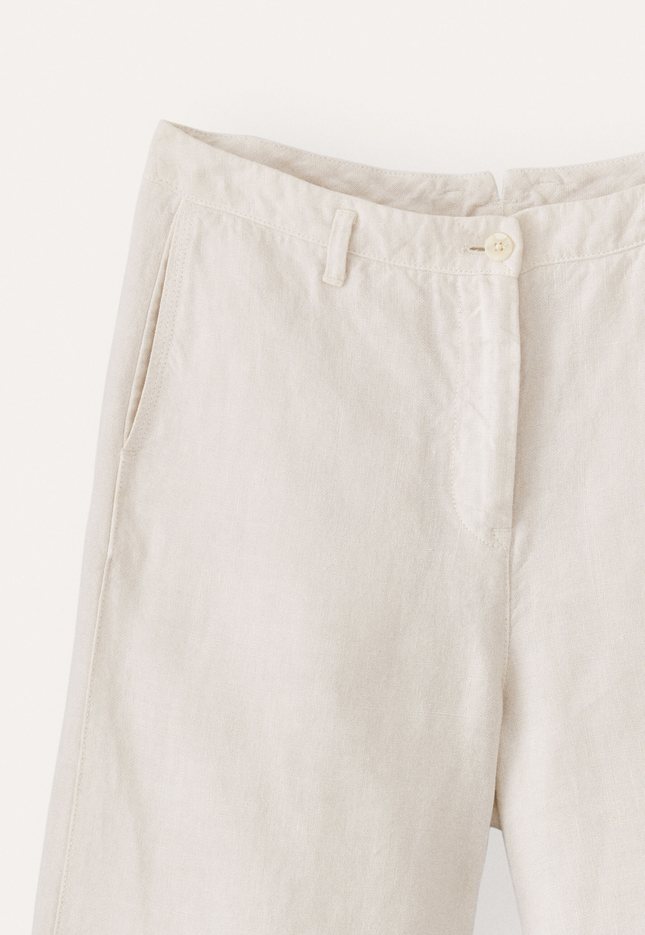 Wide-leg trousers