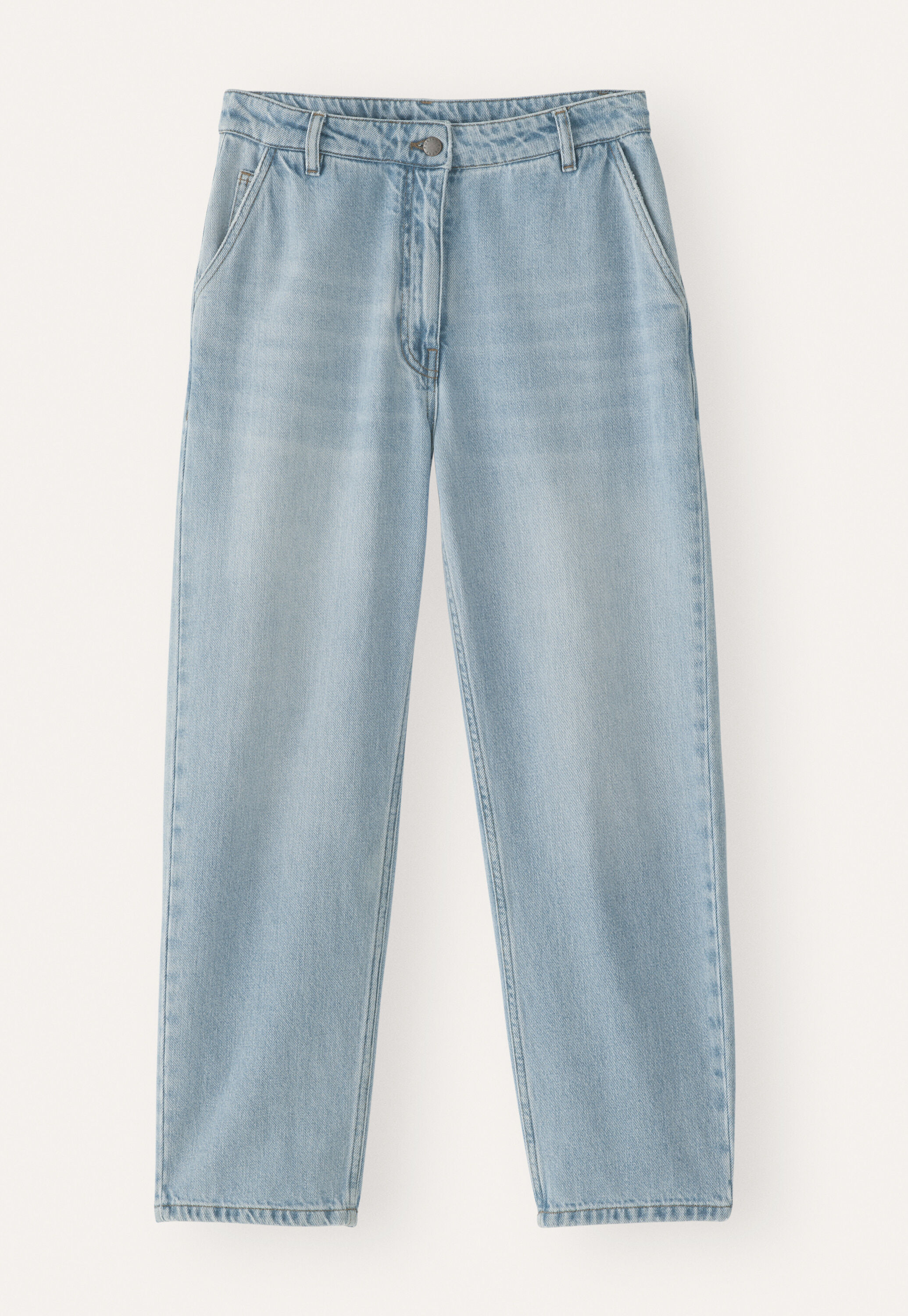 Tapered-leg jeans