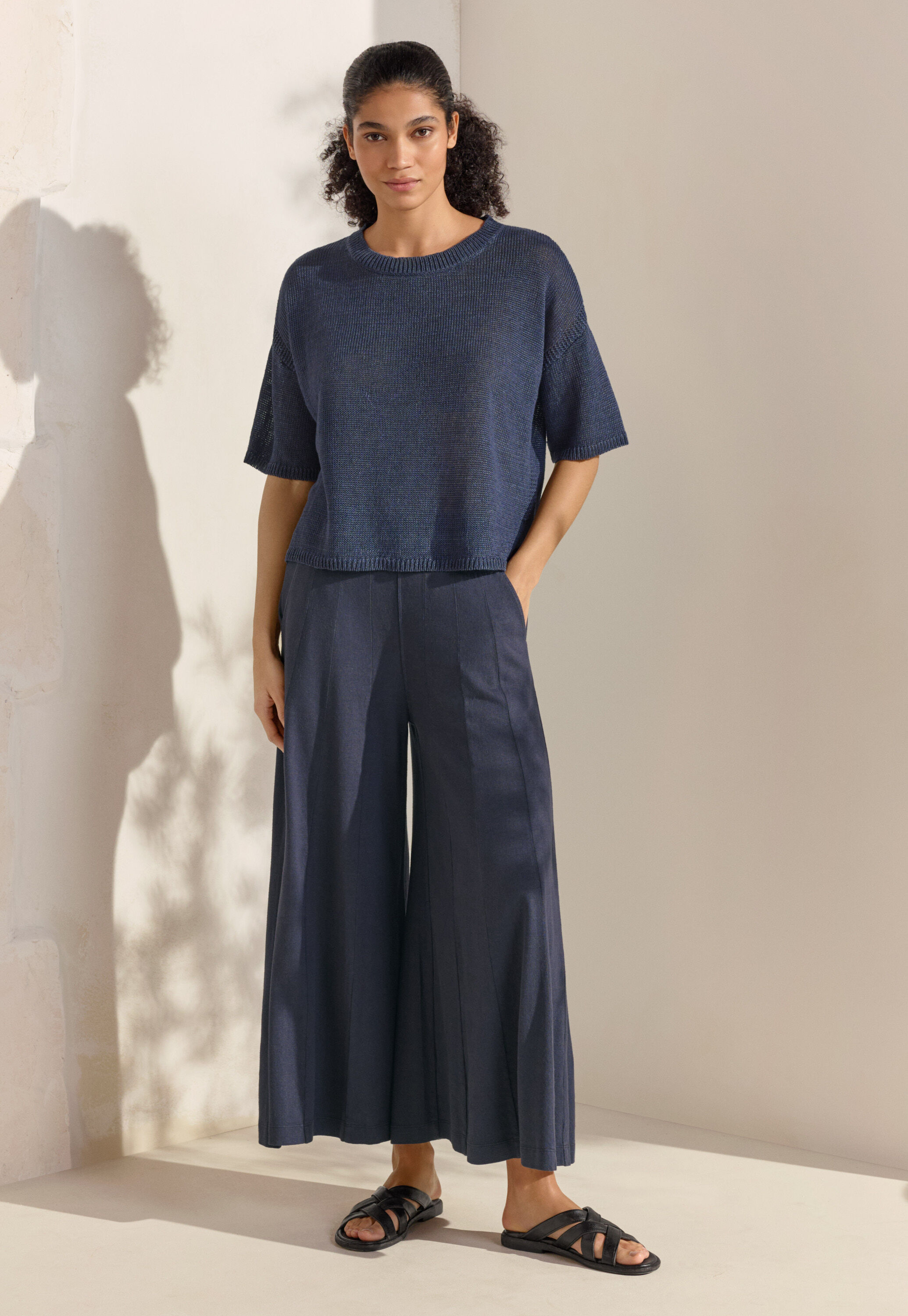 Wide-leg jersey trousers