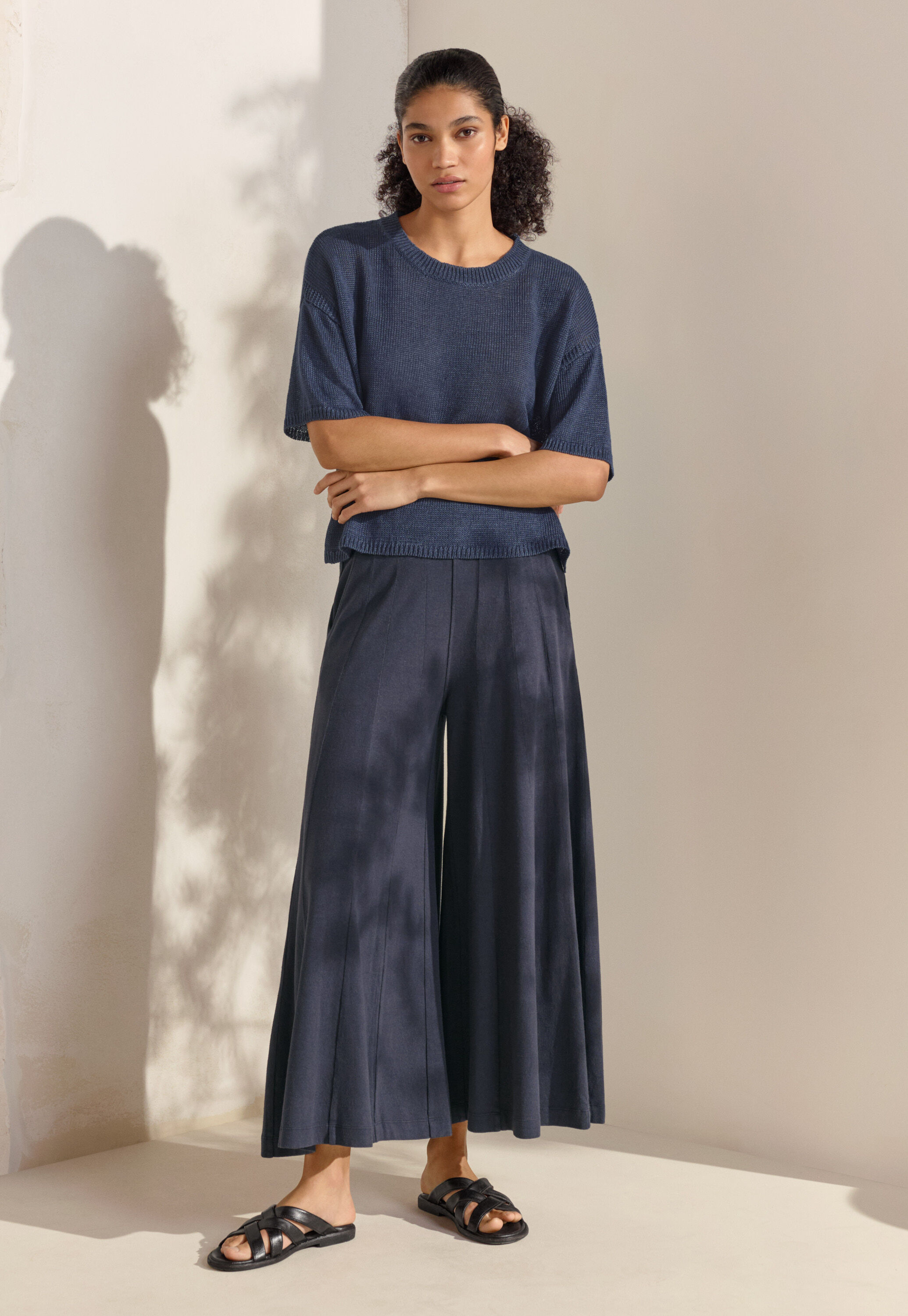 Wide-leg jersey trousers