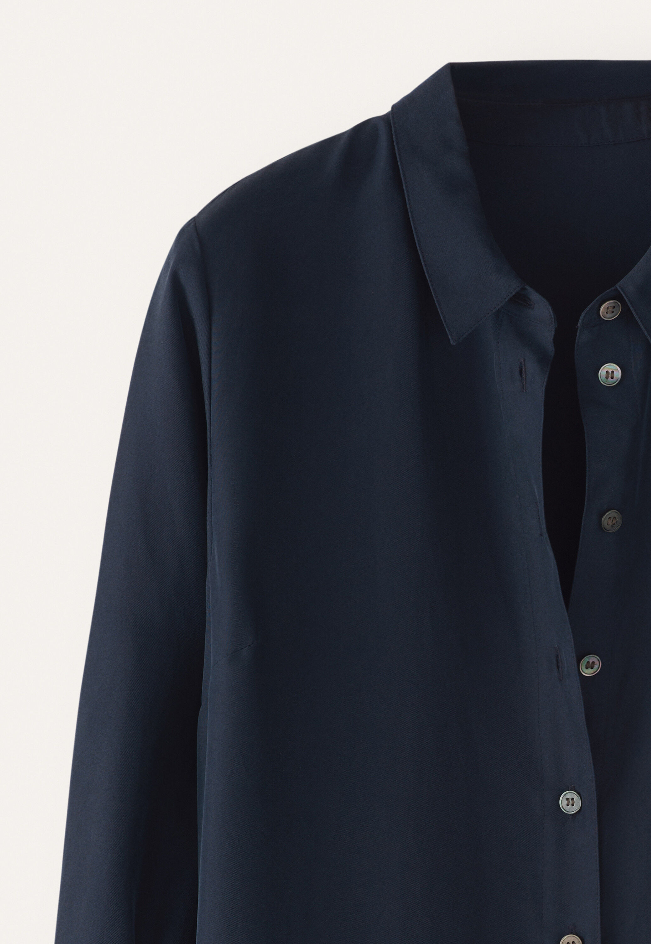 Deep side-split shirt