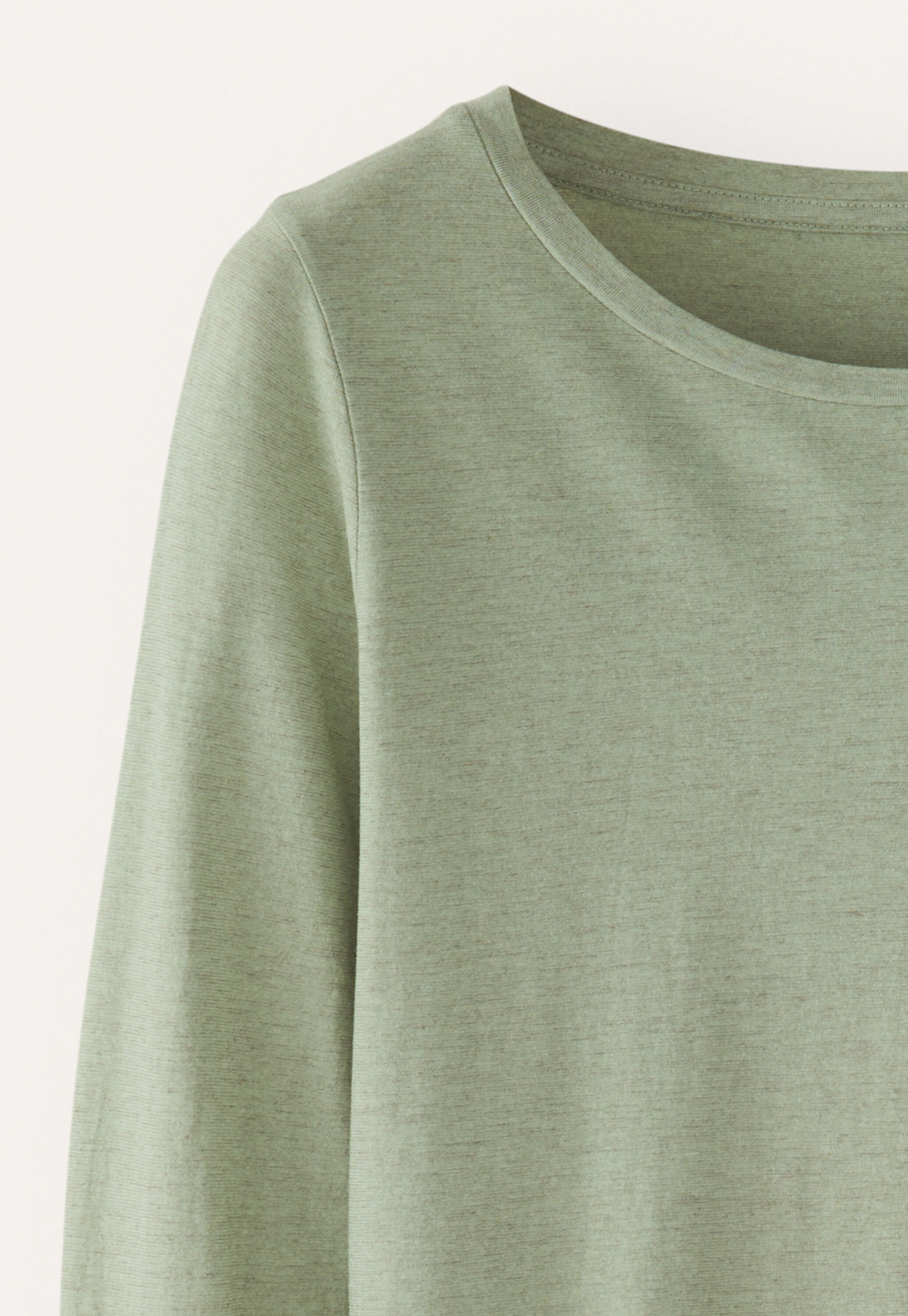 Round-neck top