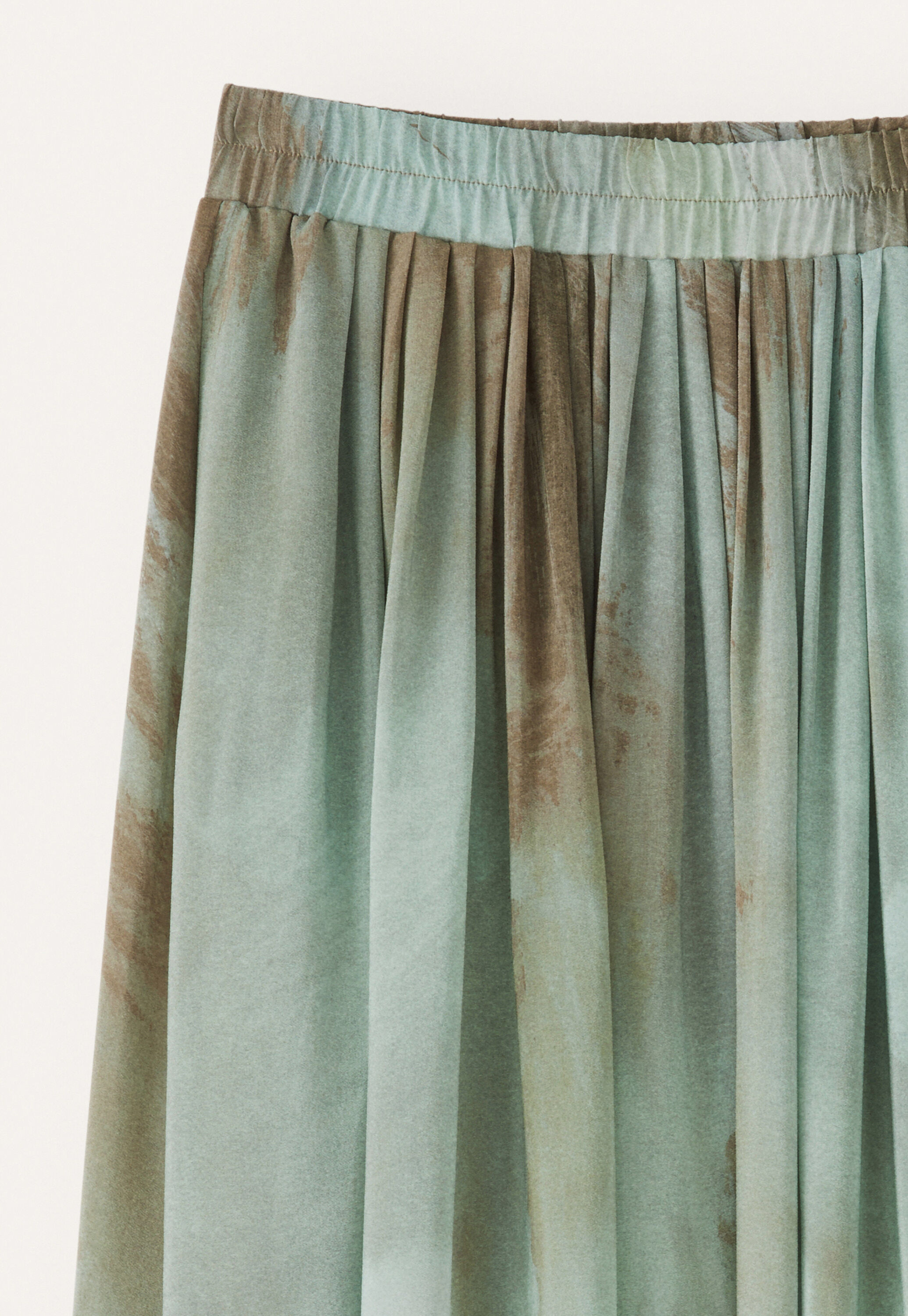 Printed pleated skirt