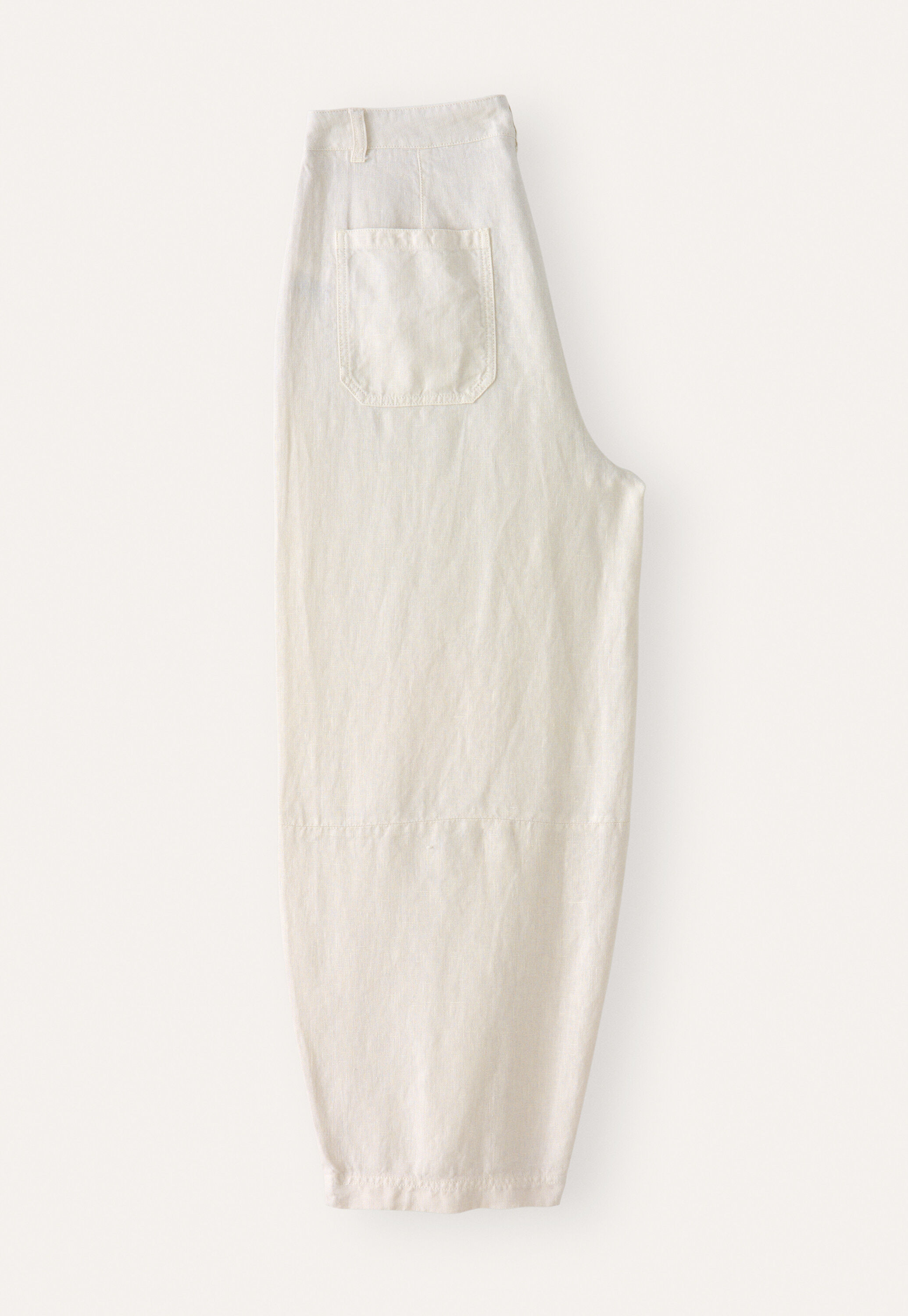 Barrel-leg trousers