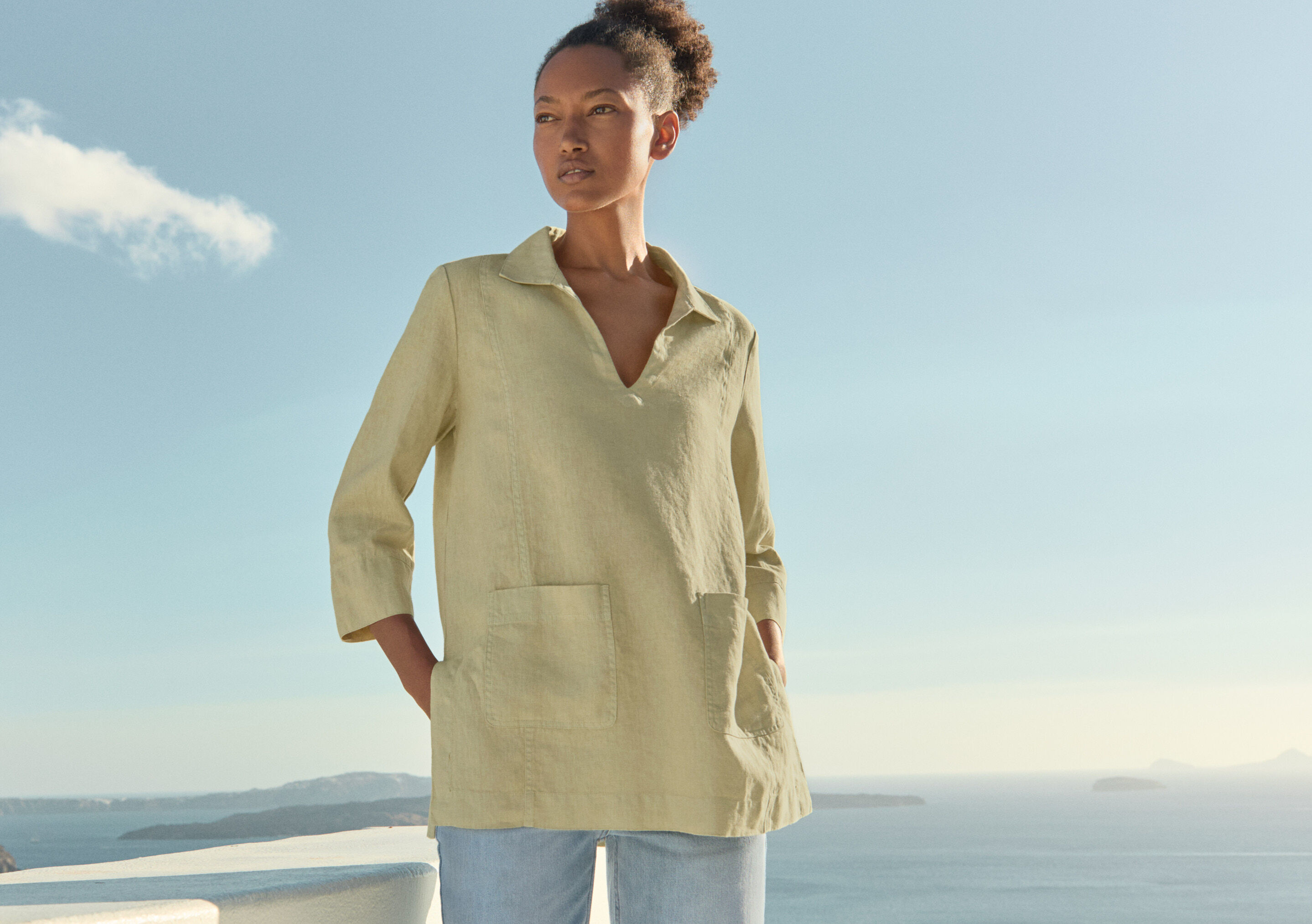 Notch-neck tunic