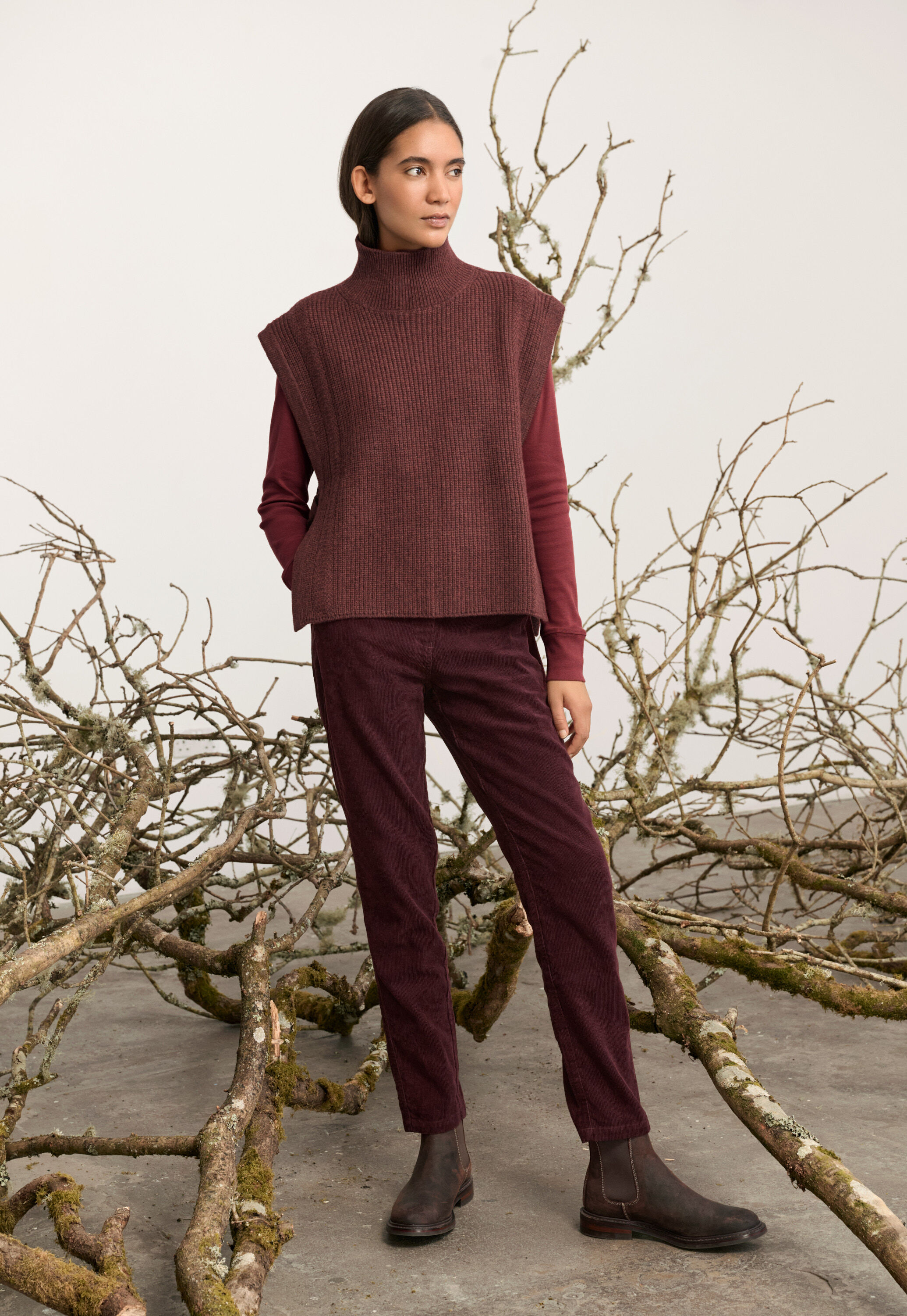 Tapered-leg trousers