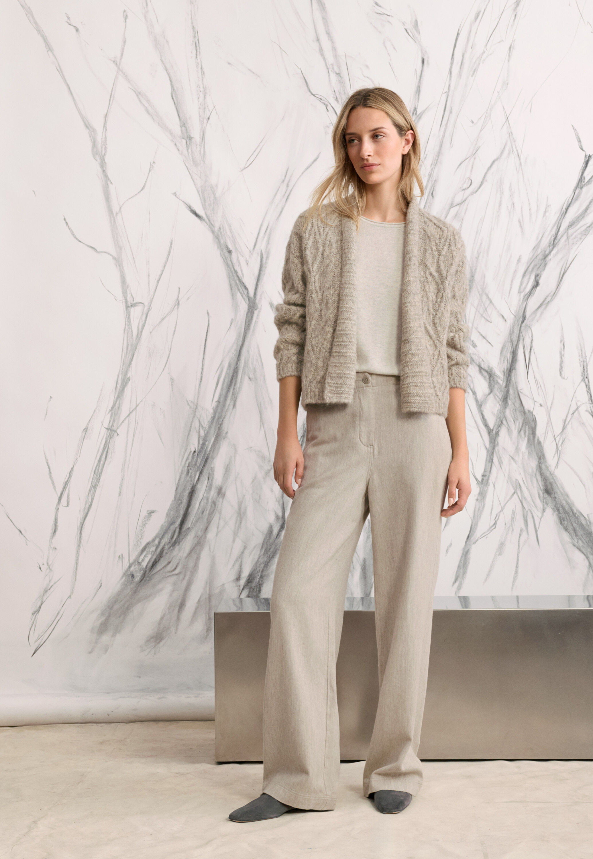 Edge-to-edge cardigan