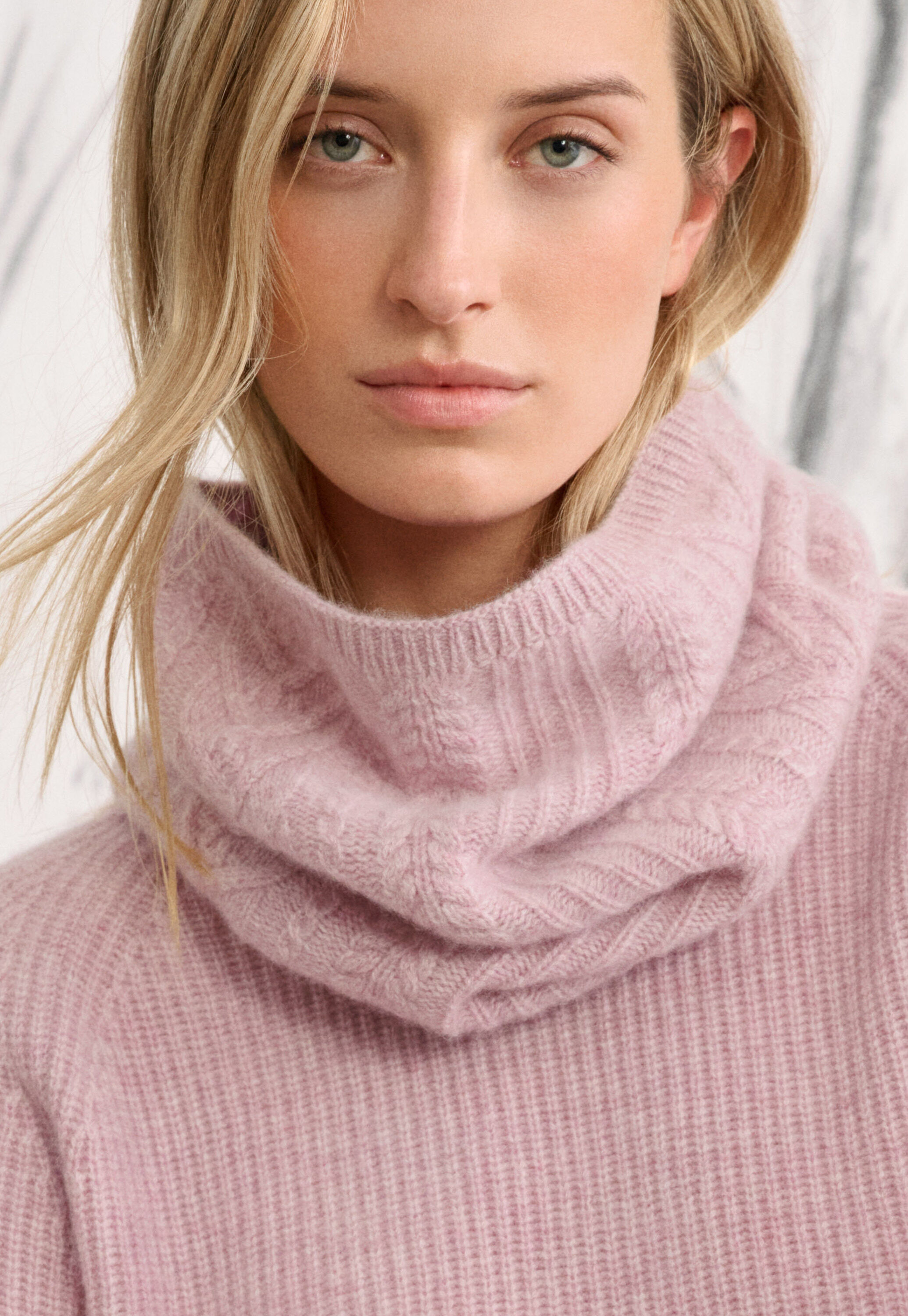 Edge-to-edge cardigan
