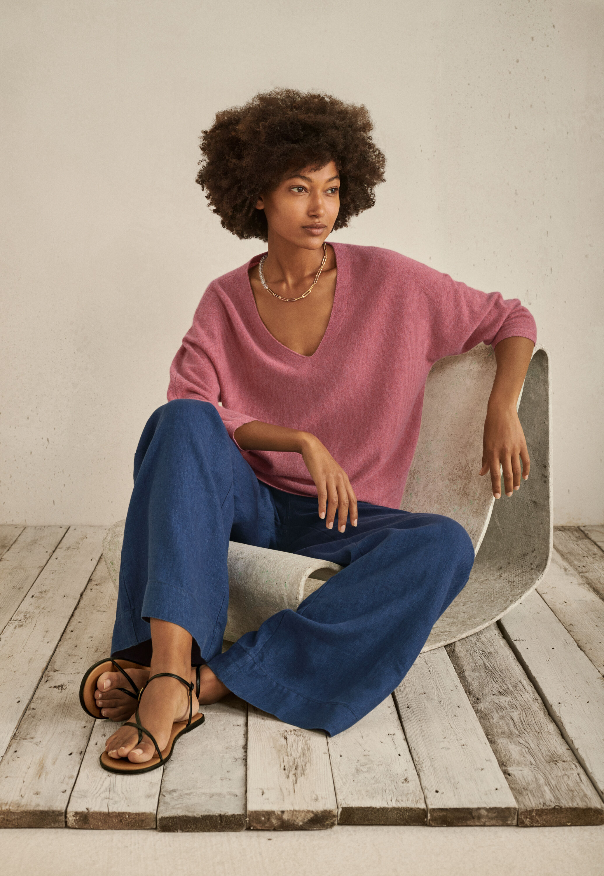 Wide-leg trousers