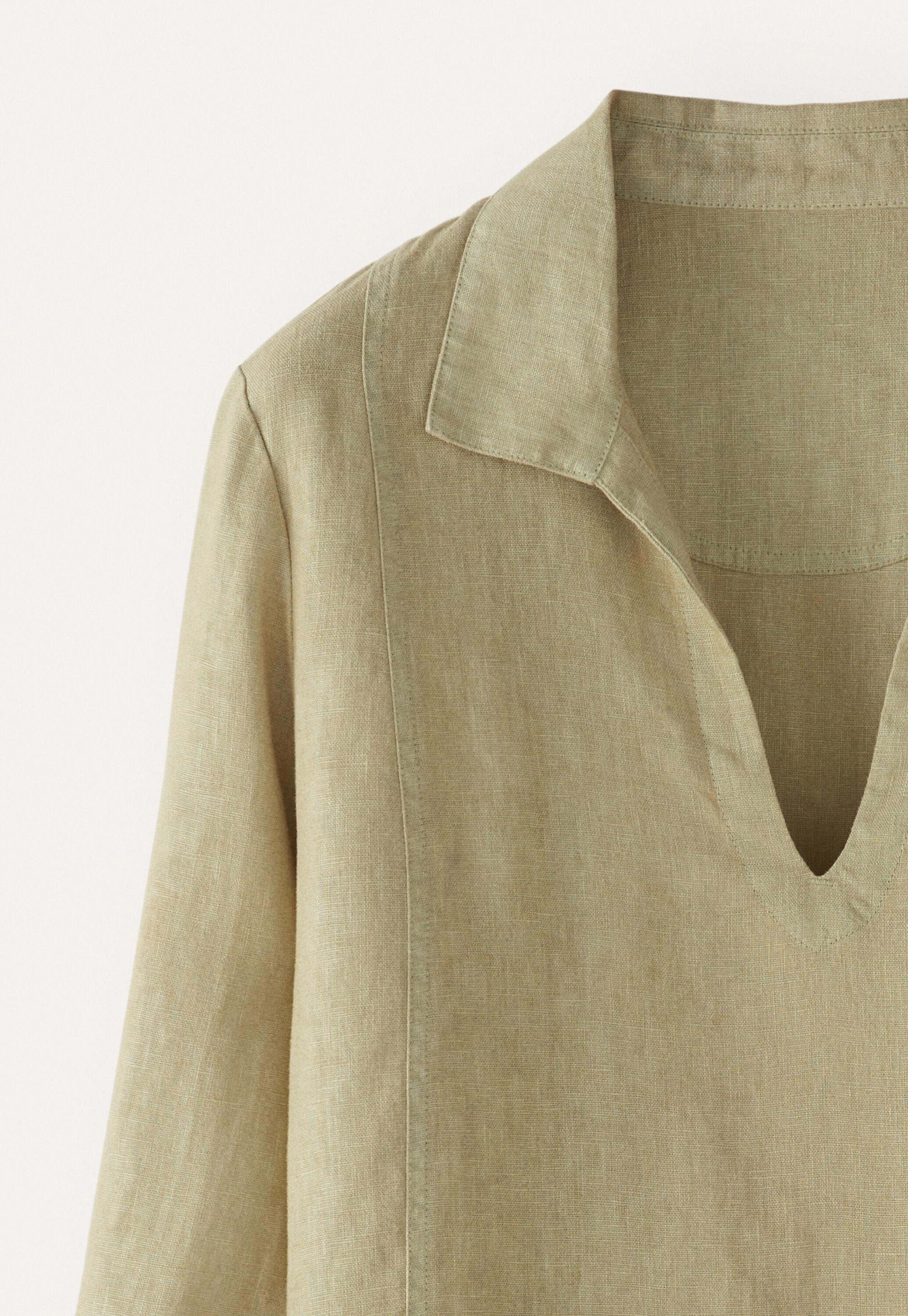 Notch-neck tunic