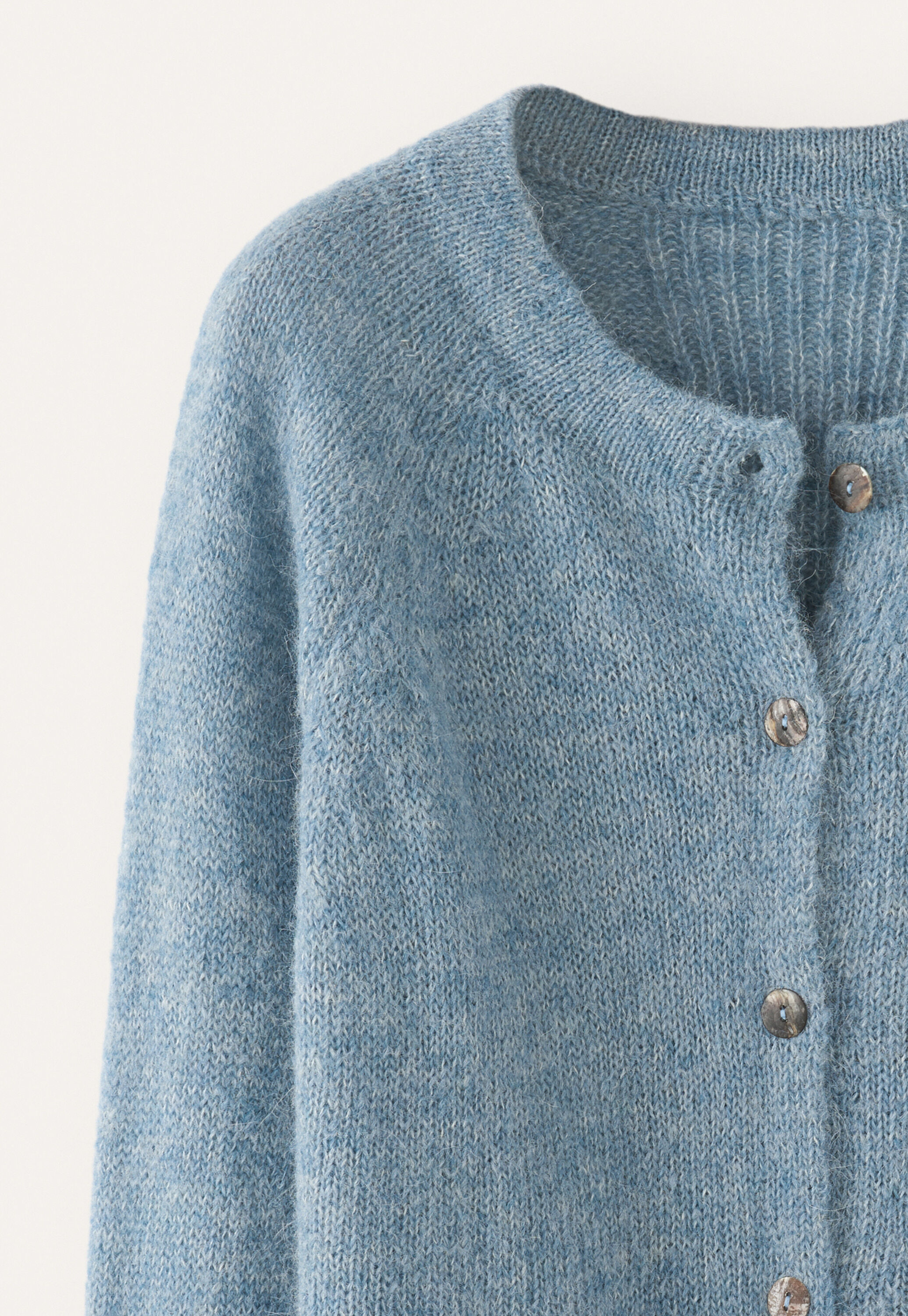 Raglan-sleeve cardigan