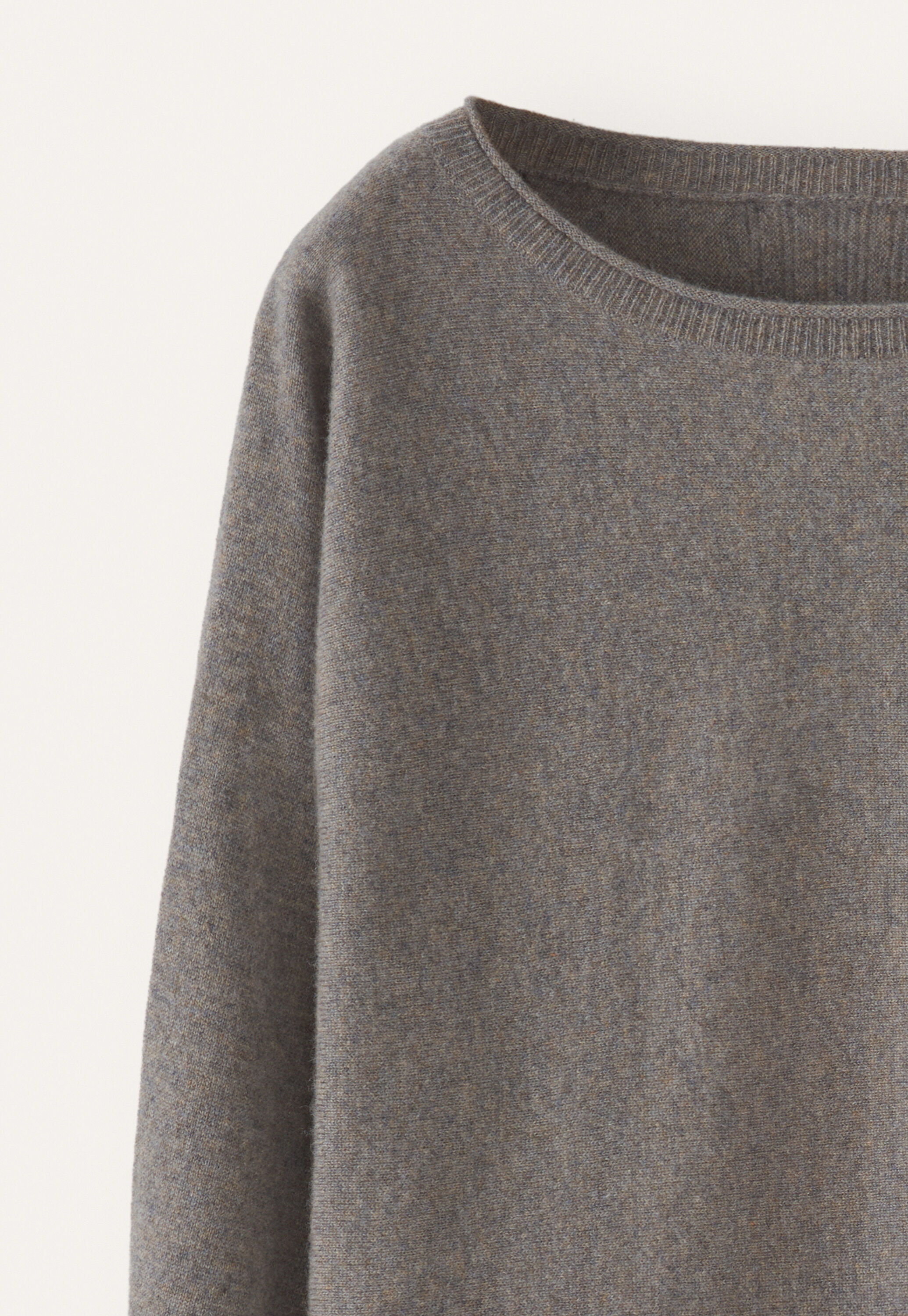 Dolman pleated-sleeve sweater