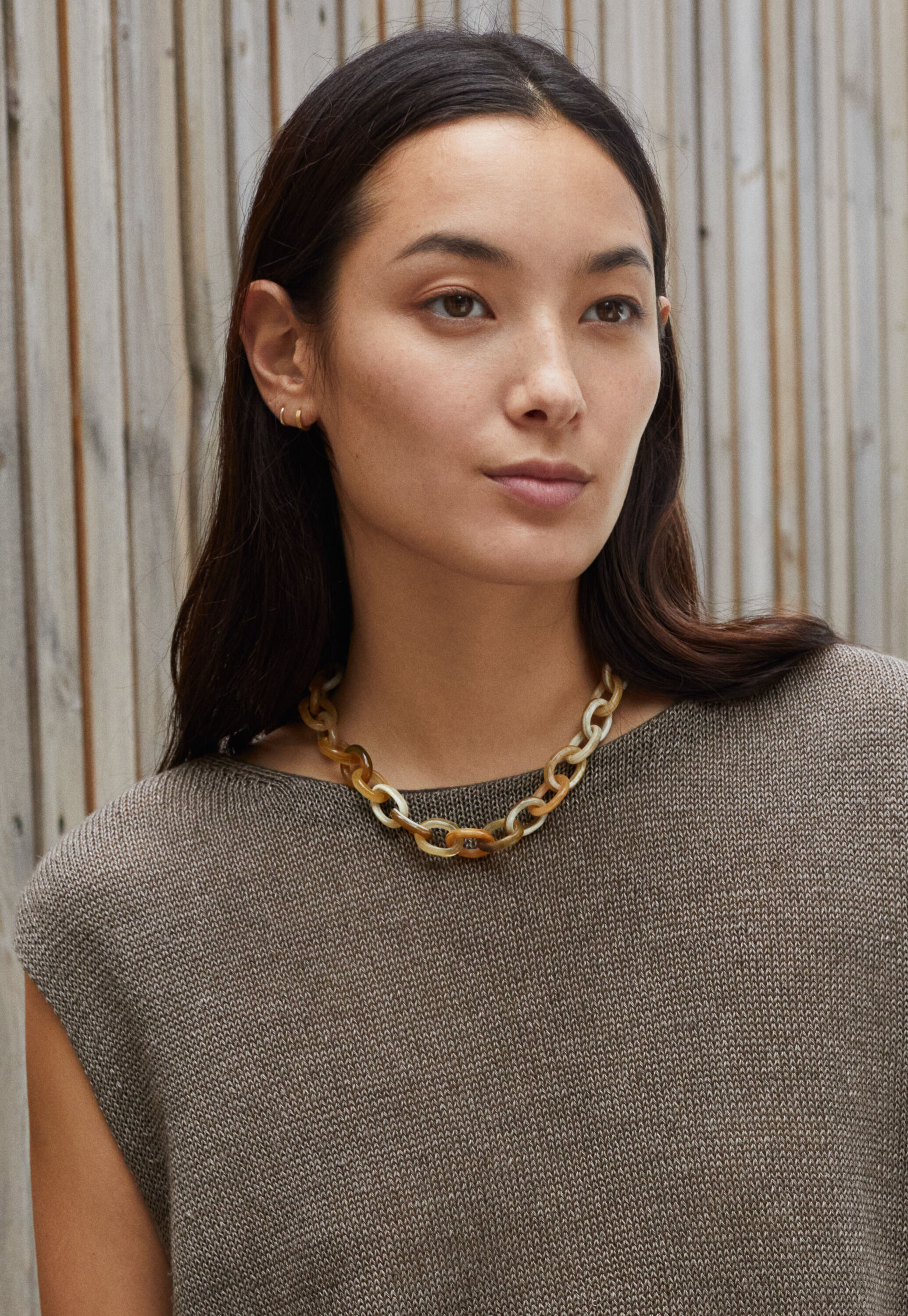 Short-chain necklace