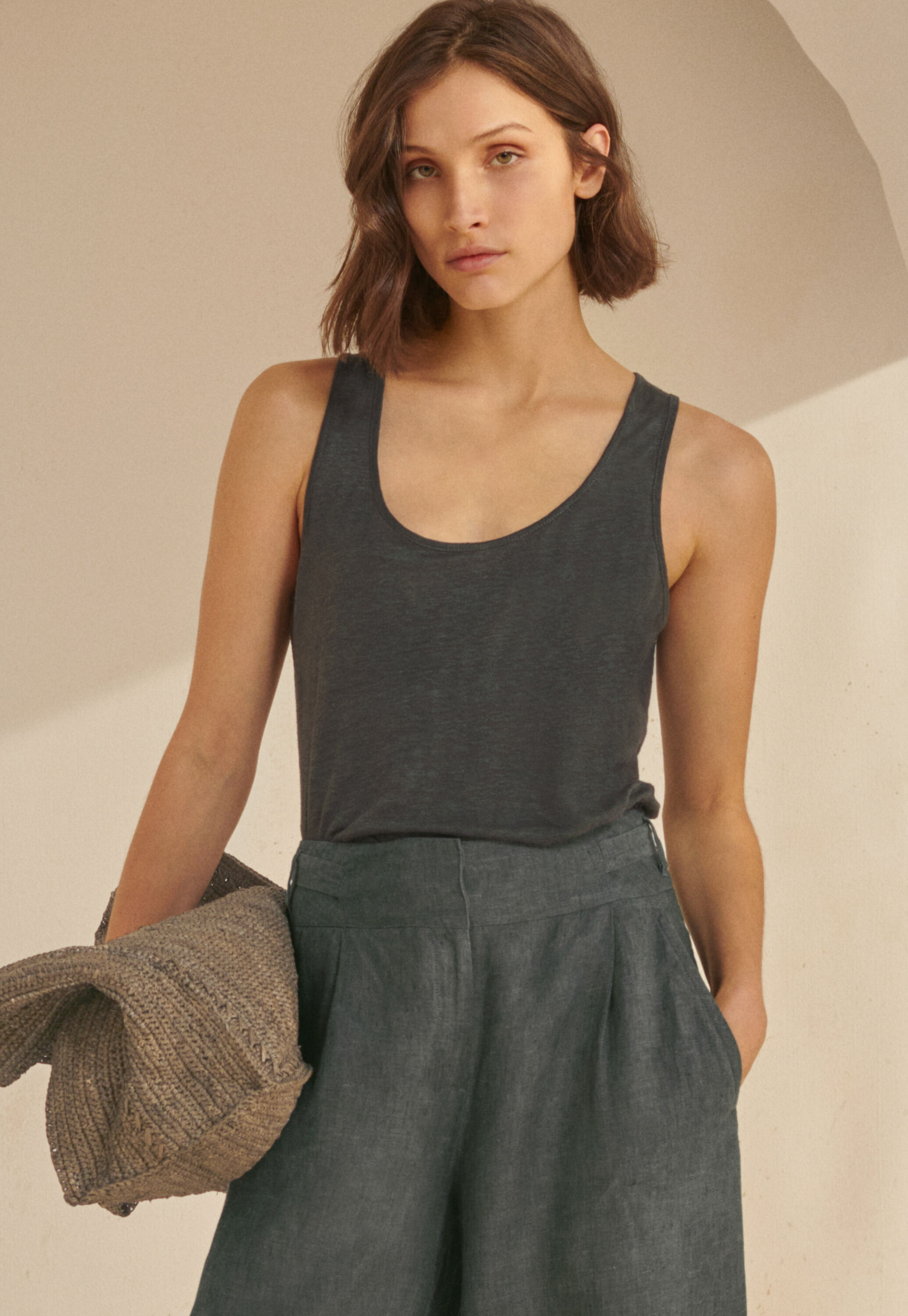 Simple vest