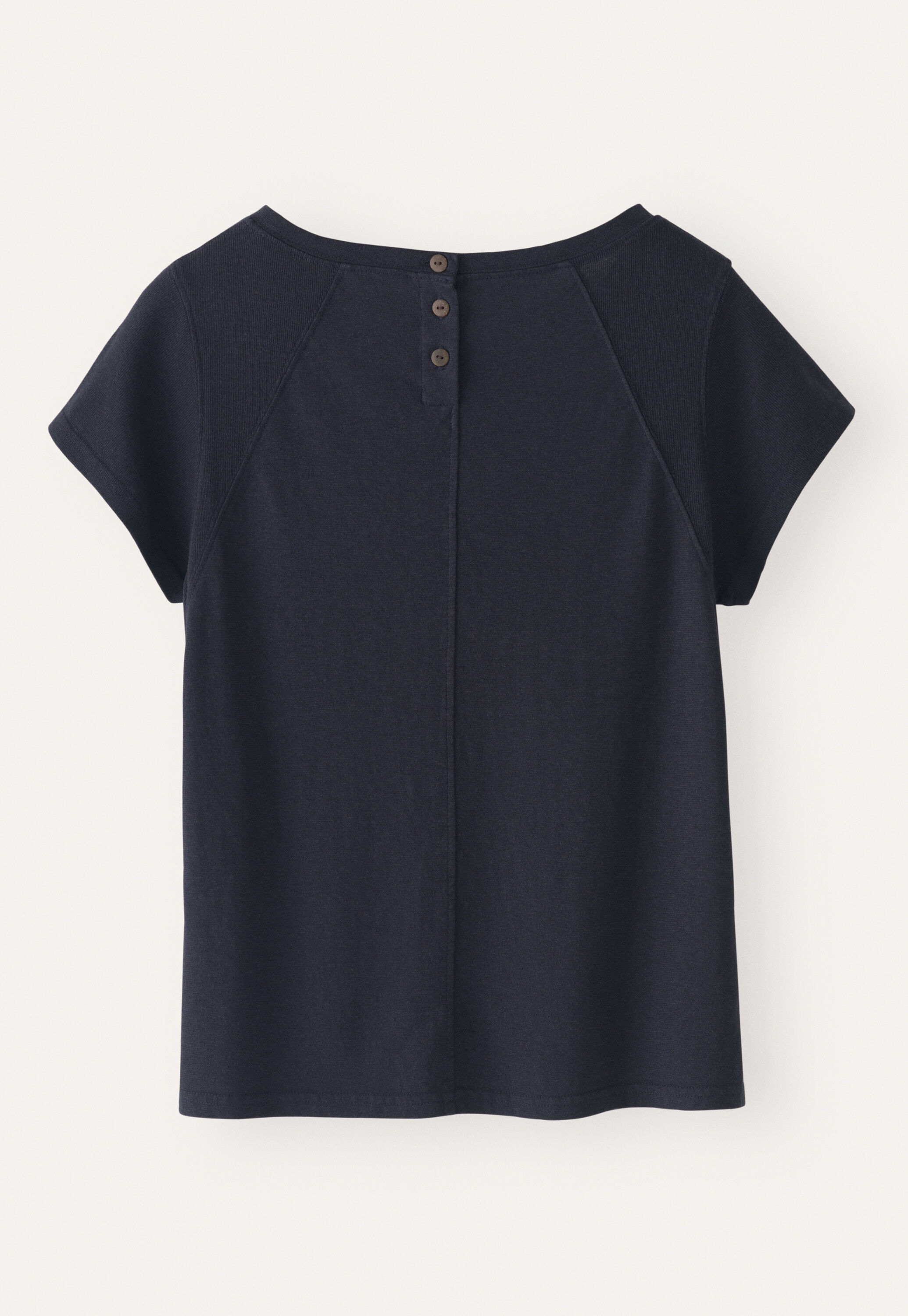 Raglan-sleeve top