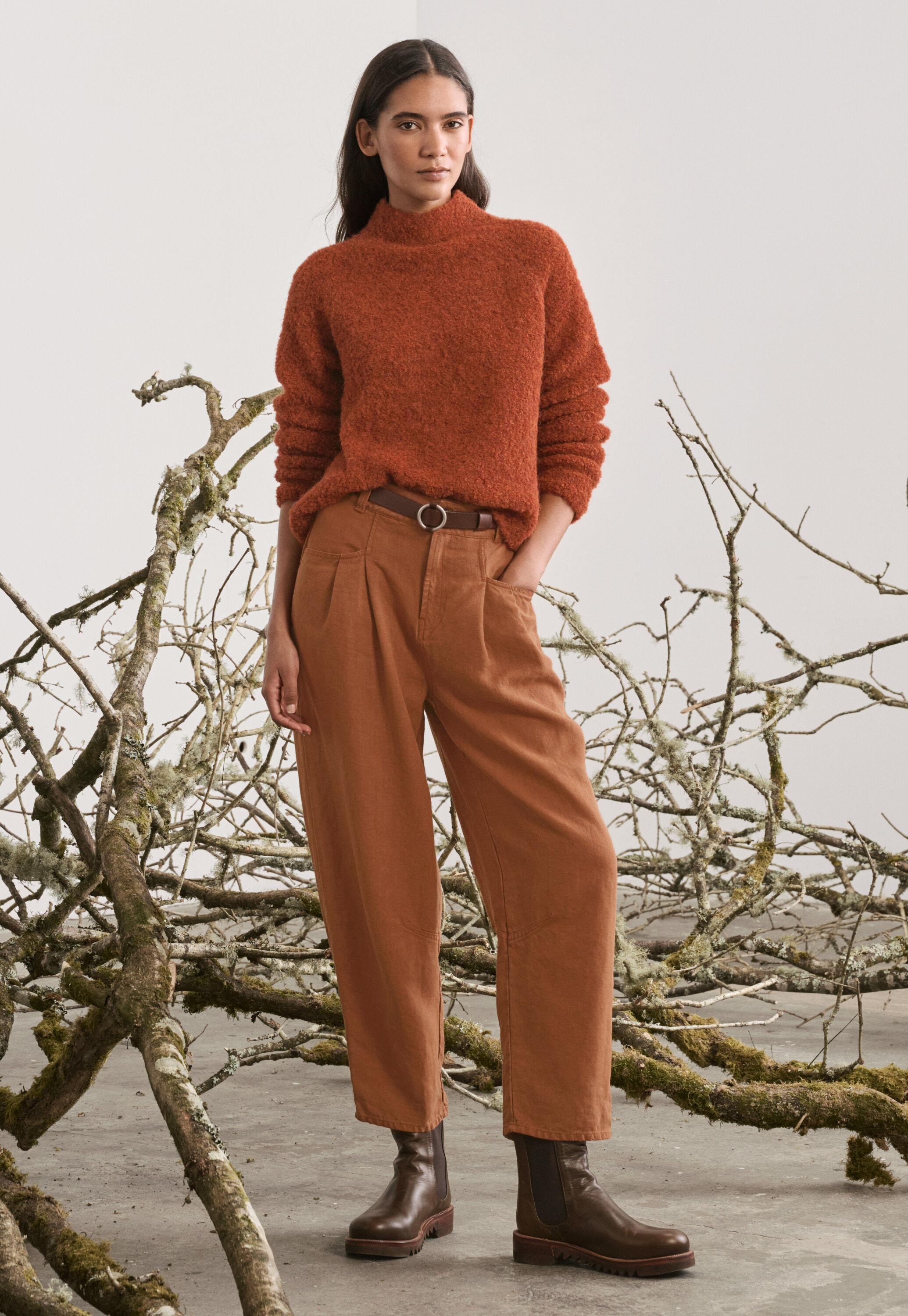 tapered-leg trousers