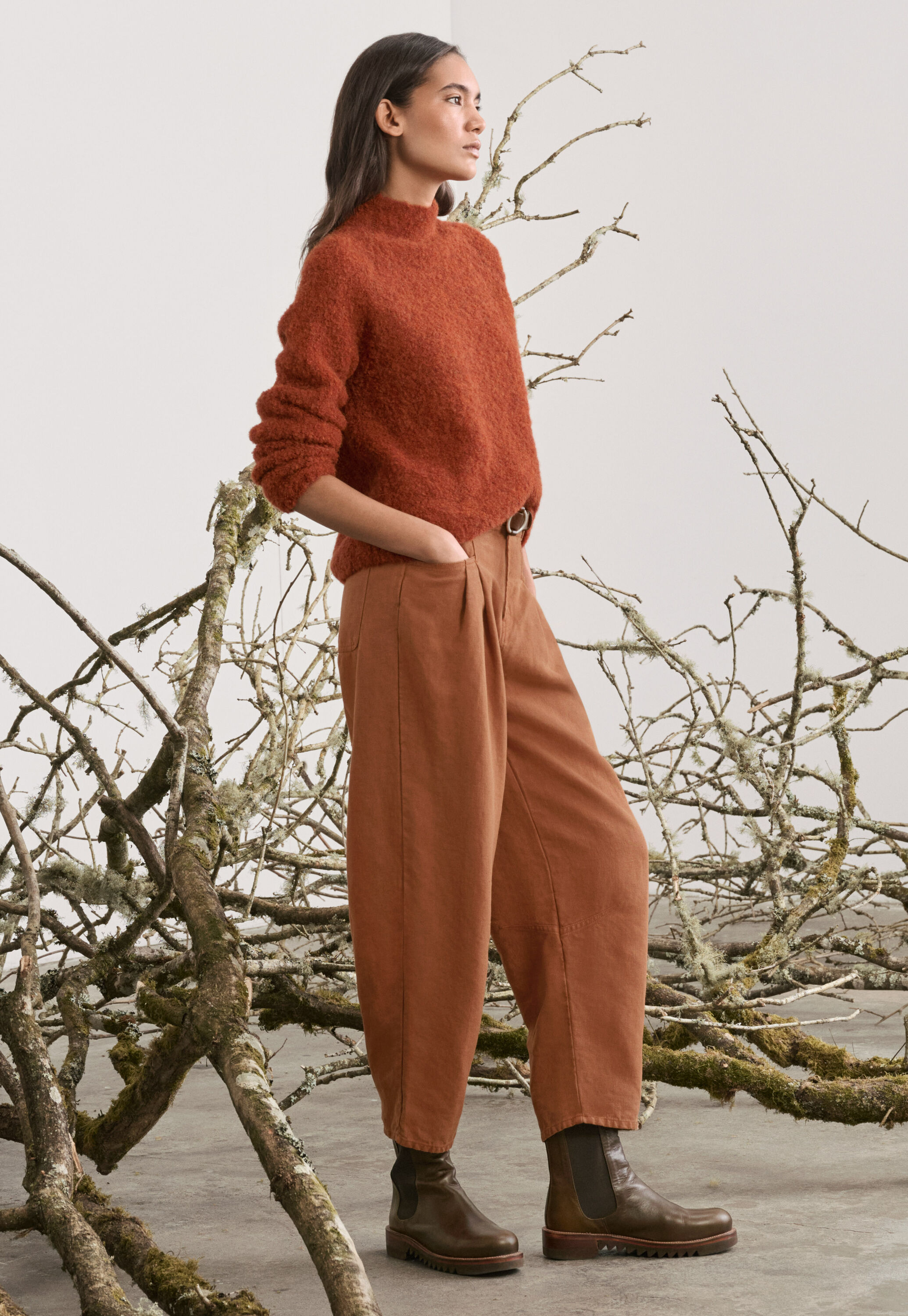 tapered-leg trousers