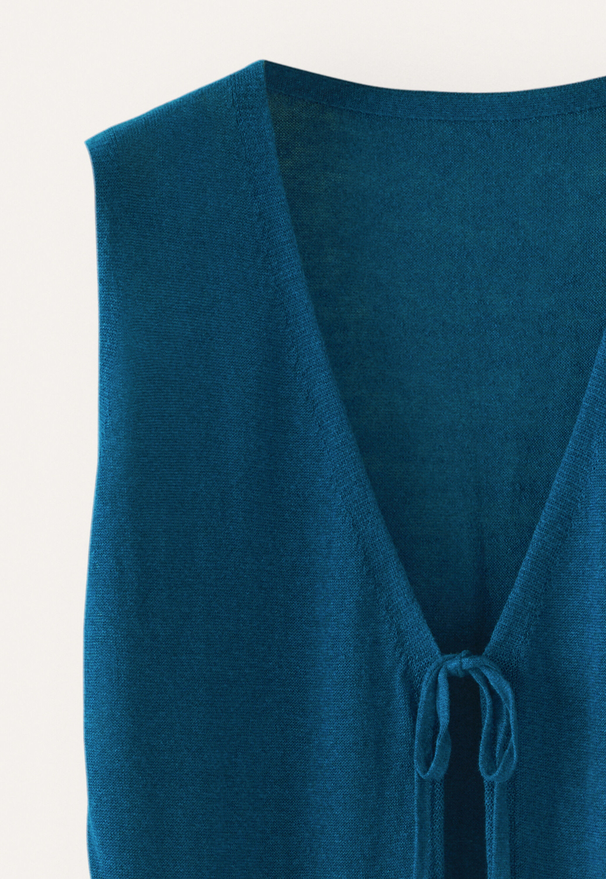 Long knitted waistcoat